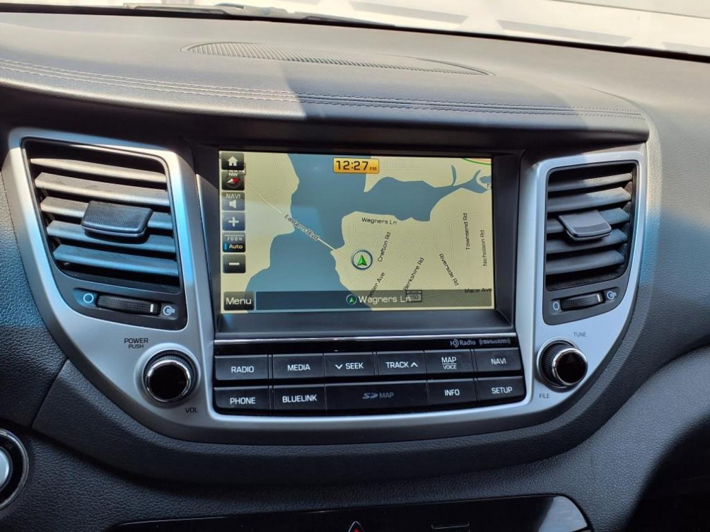 2016 Coliseum Gray Hyundai TUCSON Limited (KM8J33A22GU) with an 1.6L 4 Cylinder Turbocharged engine, AT AWD transmission, located at 50 Eastern Blvd., Essex, MD, 21221, (410) 686-3444, 39.304367, -76.484947 - Photo#21