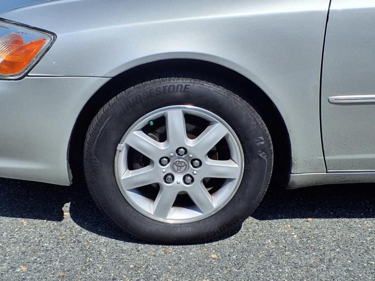 2003 Silver Spruce Metallic Toyota Avalon XL (4T1BF28B13U) with an 3.0L 3.0L V6 210hp 220ft. lbs. Fuel Injected engine, 4-Speed Automatic transmission, located at 50 Eastern Blvd., Essex, MD, 21221, (410) 686-3444, 39.304367, -76.484947 - Photo#8