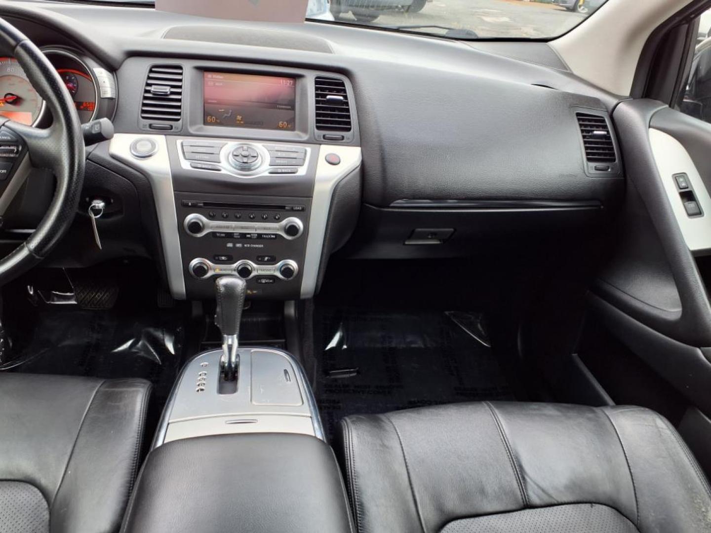2009 Super Black Nissan Murano SL (JN8AZ18W29W) with an 3.5L 3.5L V6 265hp 248ft. lbs. Fuel Injected engine, CVT transmission, located at 50 Eastern Blvd., Essex, MD, 21221, (410) 686-3444, 39.304367, -76.484947 - Photo#16