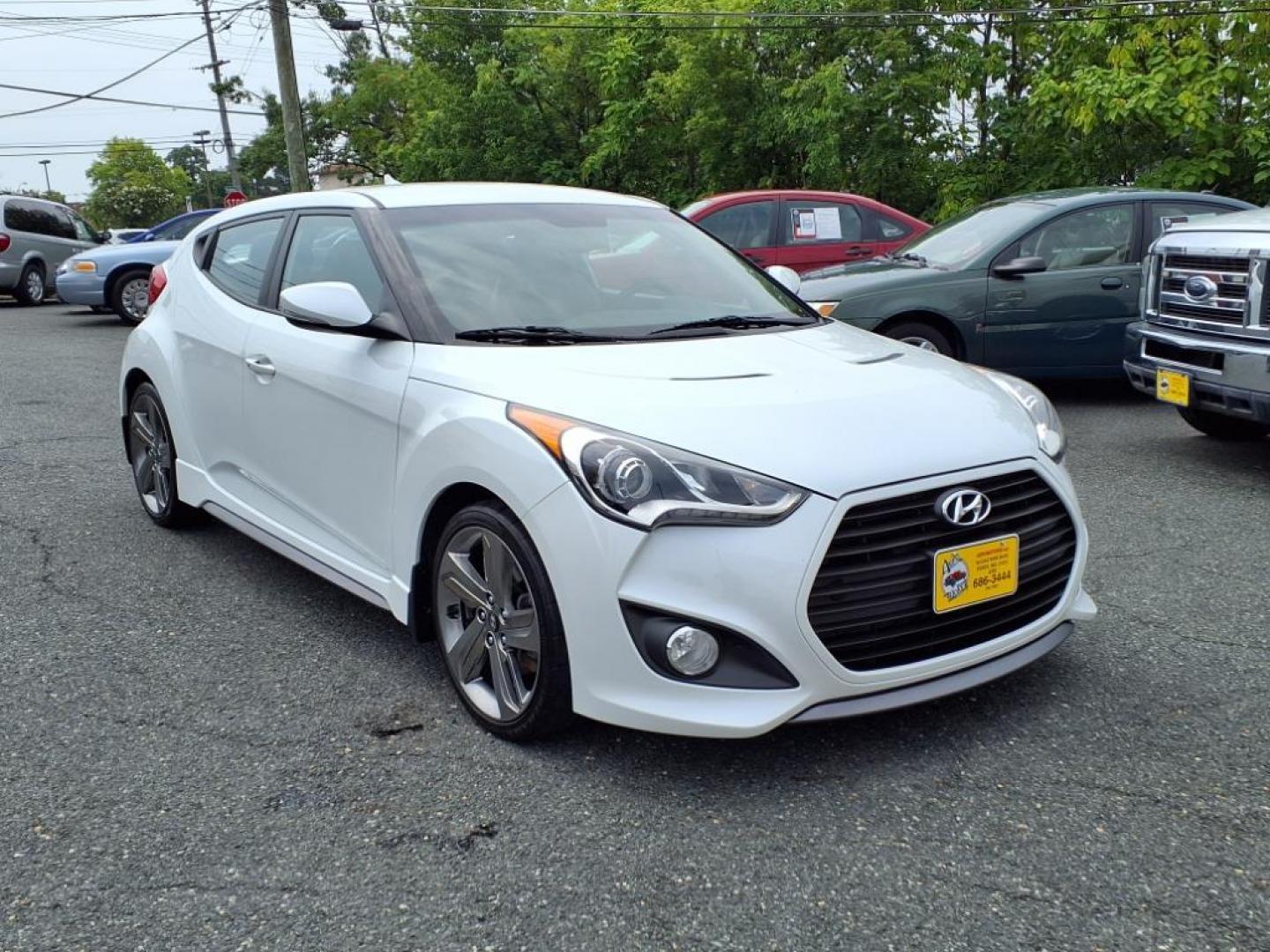 2015 White Hyundai VELOSTER Turbo (KMHTC6AE9FU) with an 1.6L 4 Cylinder Turbocharged engine, 6SP transmission, located at 50 Eastern Blvd., Essex, MD, 21221, (410) 686-3444, 39.304367, -76.484947 - Photo#5