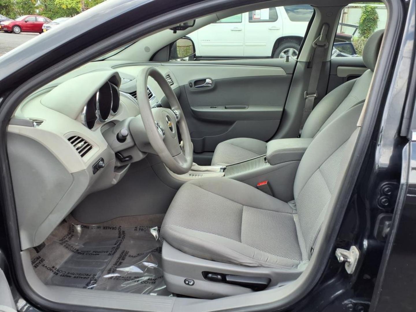 2011 Black Granite Metallic Chevrolet Malibu LT (1G1ZC5E1XBF) with an 2.4L 4 Cylinder Sequential-Port F.I. engine, V6 transmission, located at 50 Eastern Blvd., Essex, MD, 21221, (410) 686-3444, 39.304367, -76.484947 - Photo#11