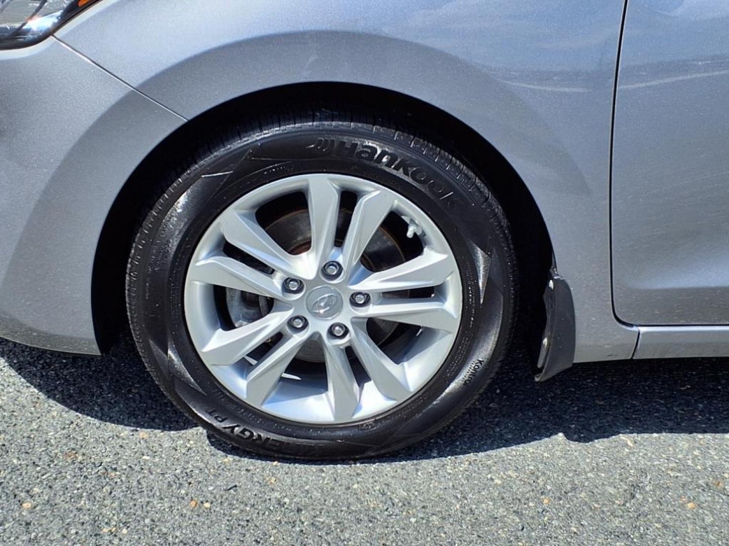 2013 Silver Hyundai ELANTRA GT Base (KMHD35LE7DU) with an 1.8L 4 Cylinder Sequential Fuel Injection engine, 4CYL transmission, located at 50 Eastern Blvd., Essex, MD, 21221, (410) 686-3444, 39.304367, -76.484947 - Photo#8