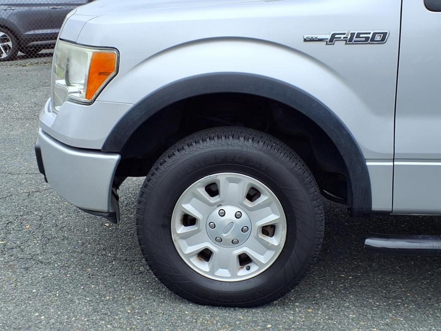 2013 Ingot Silver Metallic Ford F-150 STX (1FTEX1EM8DK) with an 3.7L 6 Cylinder Sequential-Port F.I. engine, AT 4X4 transmission, located at 50 Eastern Blvd., Essex, MD, 21221, (410) 686-3444, 39.304367, -76.484947 - Photo#9