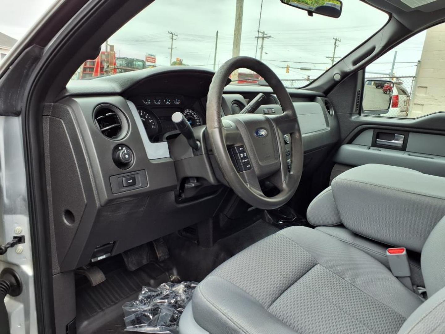 2013 Ingot Silver Metallic Ford F-150 STX (1FTEX1EM8DK) with an 3.7L 6 Cylinder Sequential-Port F.I. engine, AT 4X4 transmission, located at 50 Eastern Blvd., Essex, MD, 21221, (410) 686-3444, 39.304367, -76.484947 - Photo#11