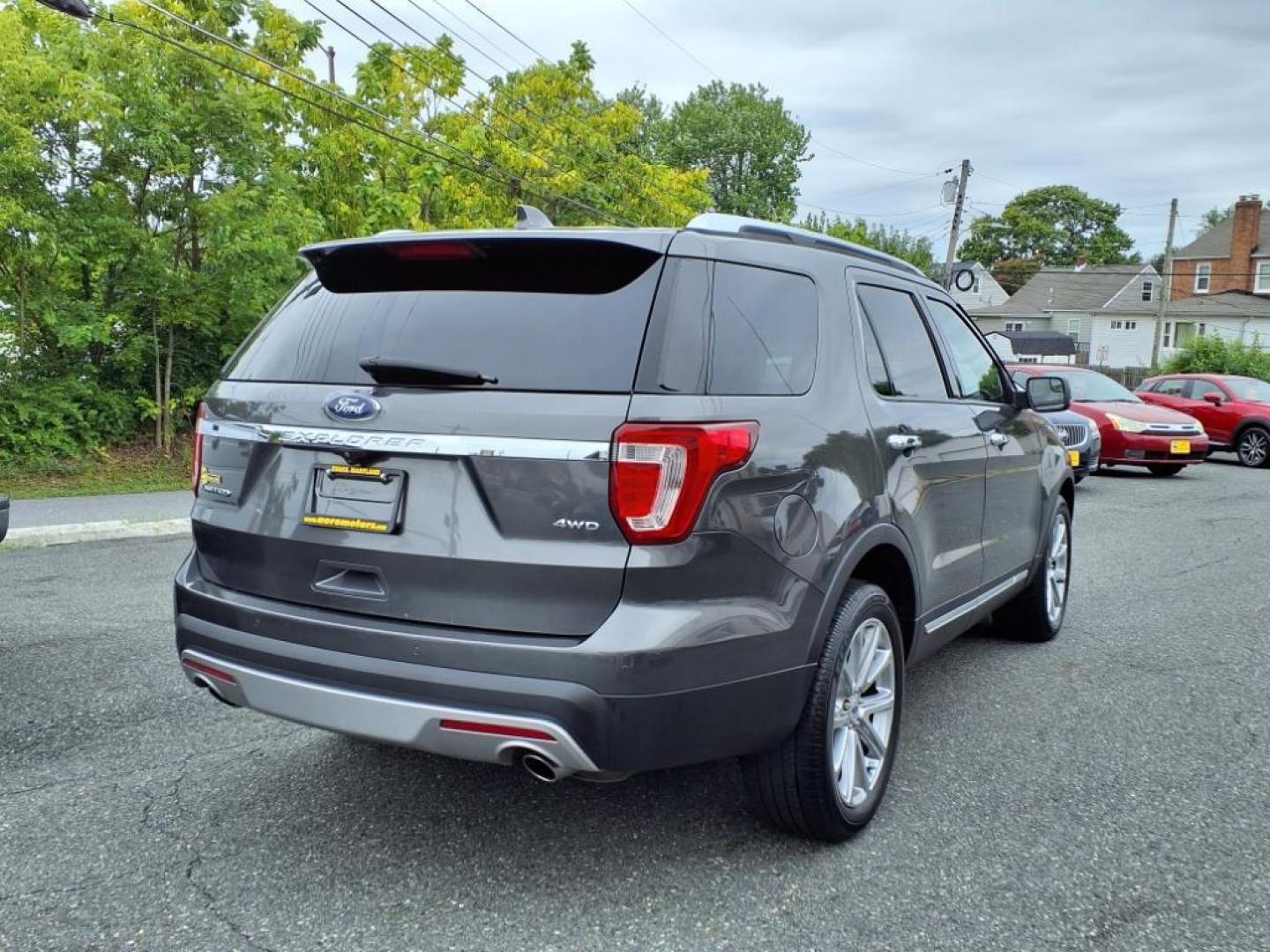 2016 Gray Ford Explorer Limited (1FM5K8F83GG) with an 3.5L 6 Cylinder Sequential-Port F.I. engine, V6 4X4 transmission, located at 50 Eastern Blvd., Essex, MD, 21221, (410) 686-3444, 39.304367, -76.484947 - Photo#5