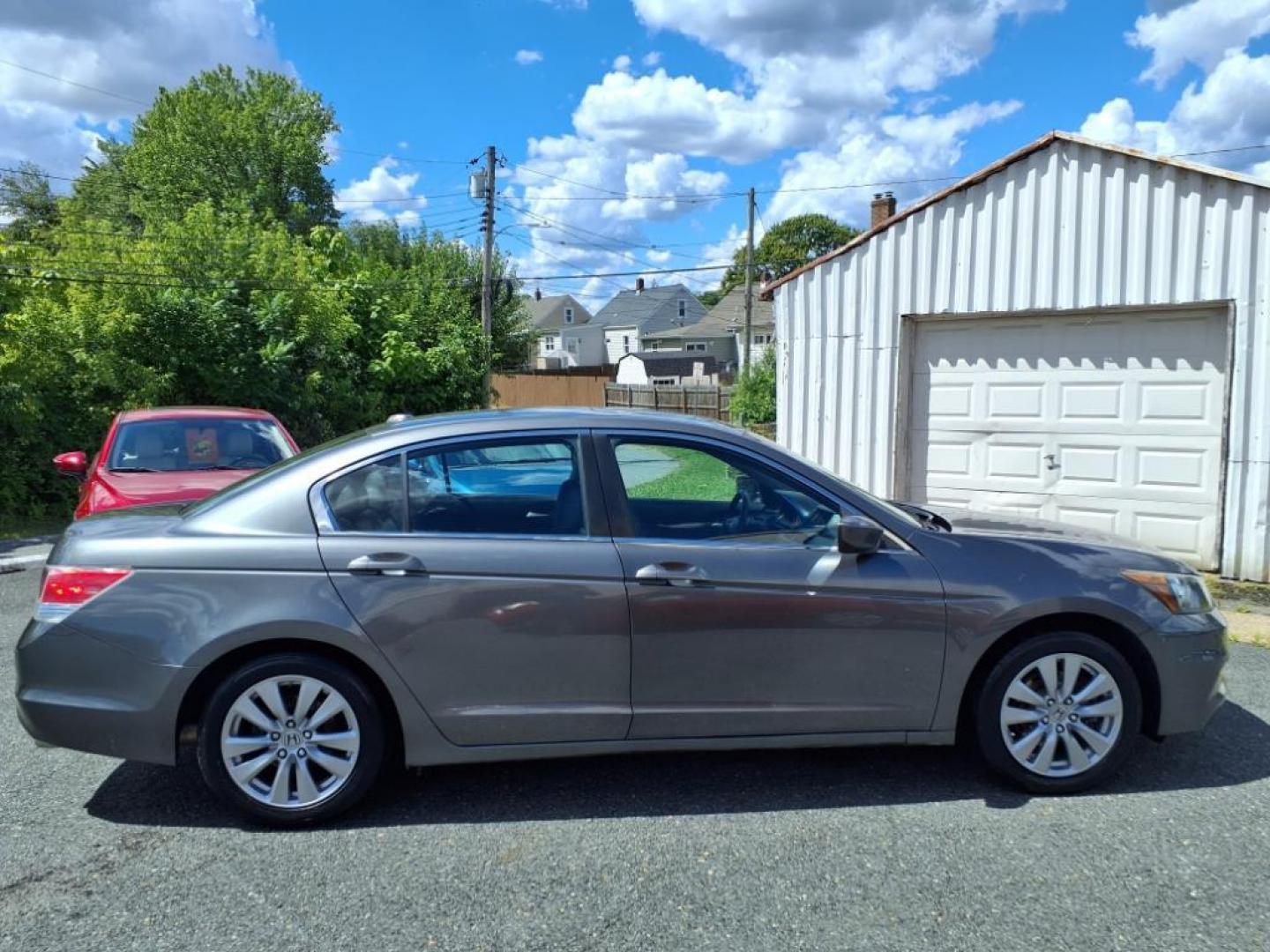 2012 Polished Metal Metallic Honda Accord EX-L (1HGCP2F89CA) with an 2.4L 2.4L I4 190hp 162ft. lbs. Sequential-Port F.I. engine, 5-Speed Automatic transmission, located at 50 Eastern Blvd., Essex, MD, 21221, (410) 686-3444, 39.304367, -76.484947 - Photo#5