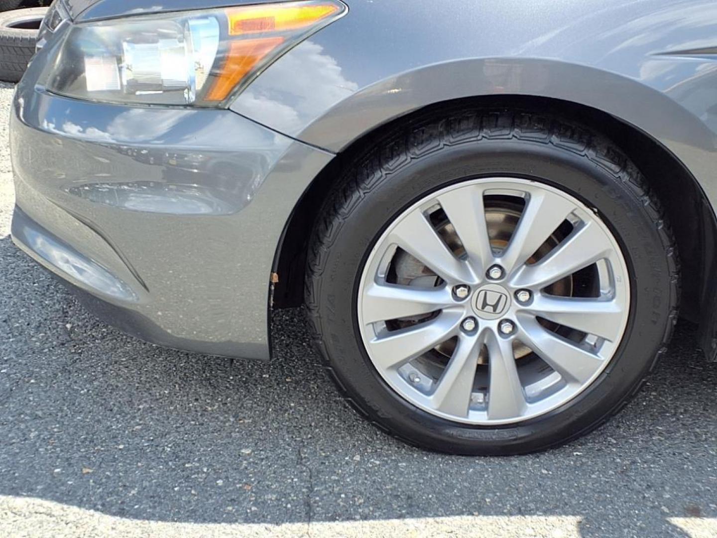 2012 Polished Metal Metallic Honda Accord EX-L (1HGCP2F89CA) with an 2.4L 2.4L I4 190hp 162ft. lbs. Sequential-Port F.I. engine, 5-Speed Automatic transmission, located at 50 Eastern Blvd., Essex, MD, 21221, (410) 686-3444, 39.304367, -76.484947 - Photo#8