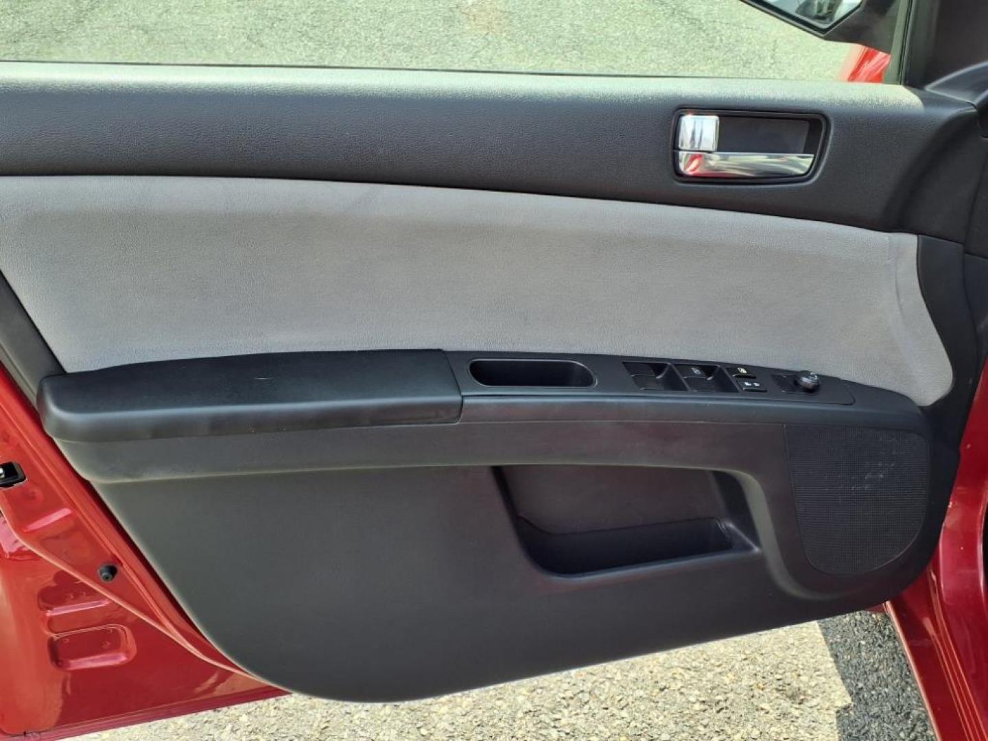 2012 Red Brick Nissan Sentra 2.0 S (3N1AB6AP7CL) with an 2.0L 2.0L I4 140hp 147ft. lbs. Sequential-Port F.I. engine, CVT transmission, located at 50 Eastern Blvd., Essex, MD, 21221, (410) 686-3444, 39.304367, -76.484947 - Photo#8