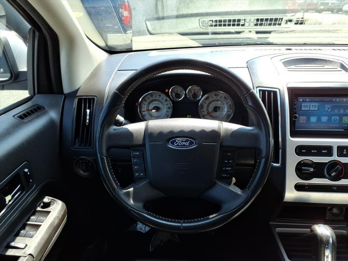 2009 Brilliant Silver Clearcoat Metallic Ford Edge SEL (2FMDK48C89B) with an 3.5L 6 Cylinder Sequential-Port F.I. engine, 4CYL transmission, located at 50 Eastern Blvd., Essex, MD, 21221, (410) 686-3444, 39.304367, -76.484947 - Photo#12