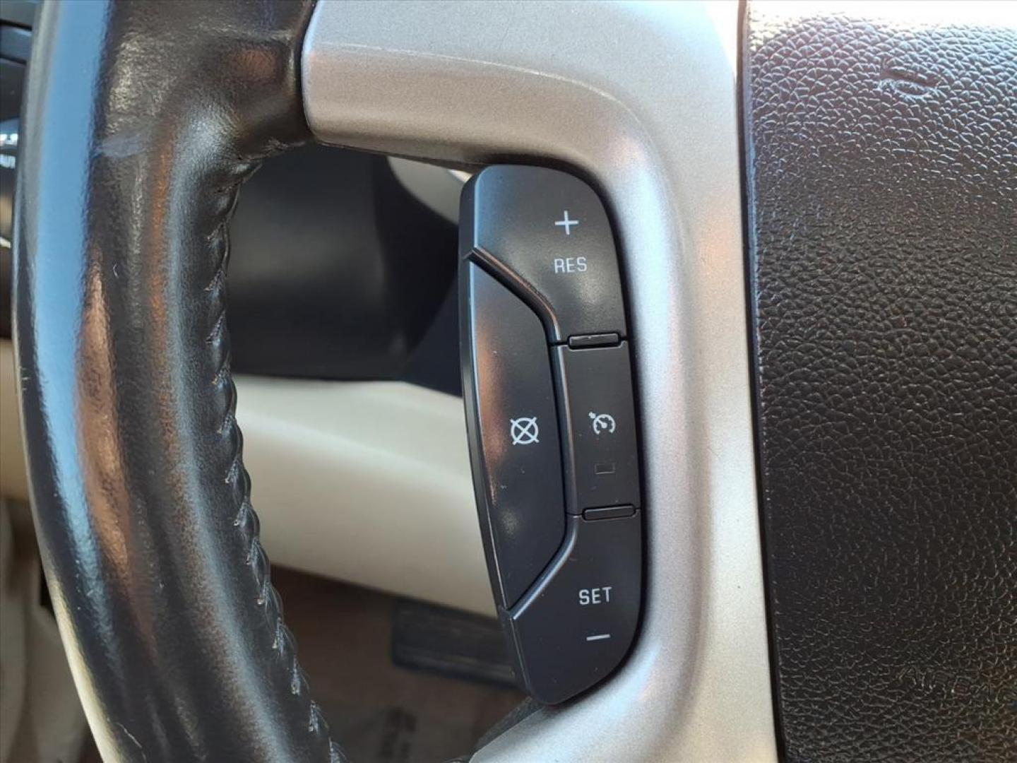 2013 Blue Chevrolet Silverado 1500 LT (1GCRKSE74DZ) with an 5.3L 8 Cylinder Sequential-Port F.I. engine, AT 4X4 transmission, located at 50 Eastern Blvd., Essex, MD, 21221, (410) 686-3444, 39.304367, -76.484947 - Photo#15