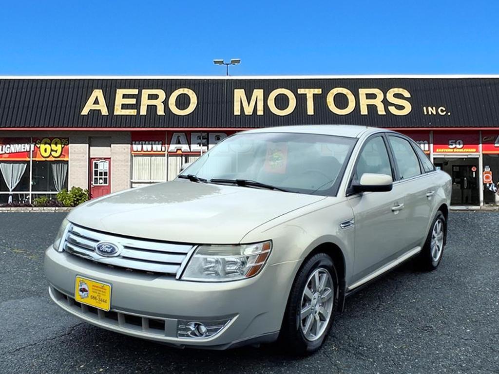 photo of 2009 Ford Taurus SEL