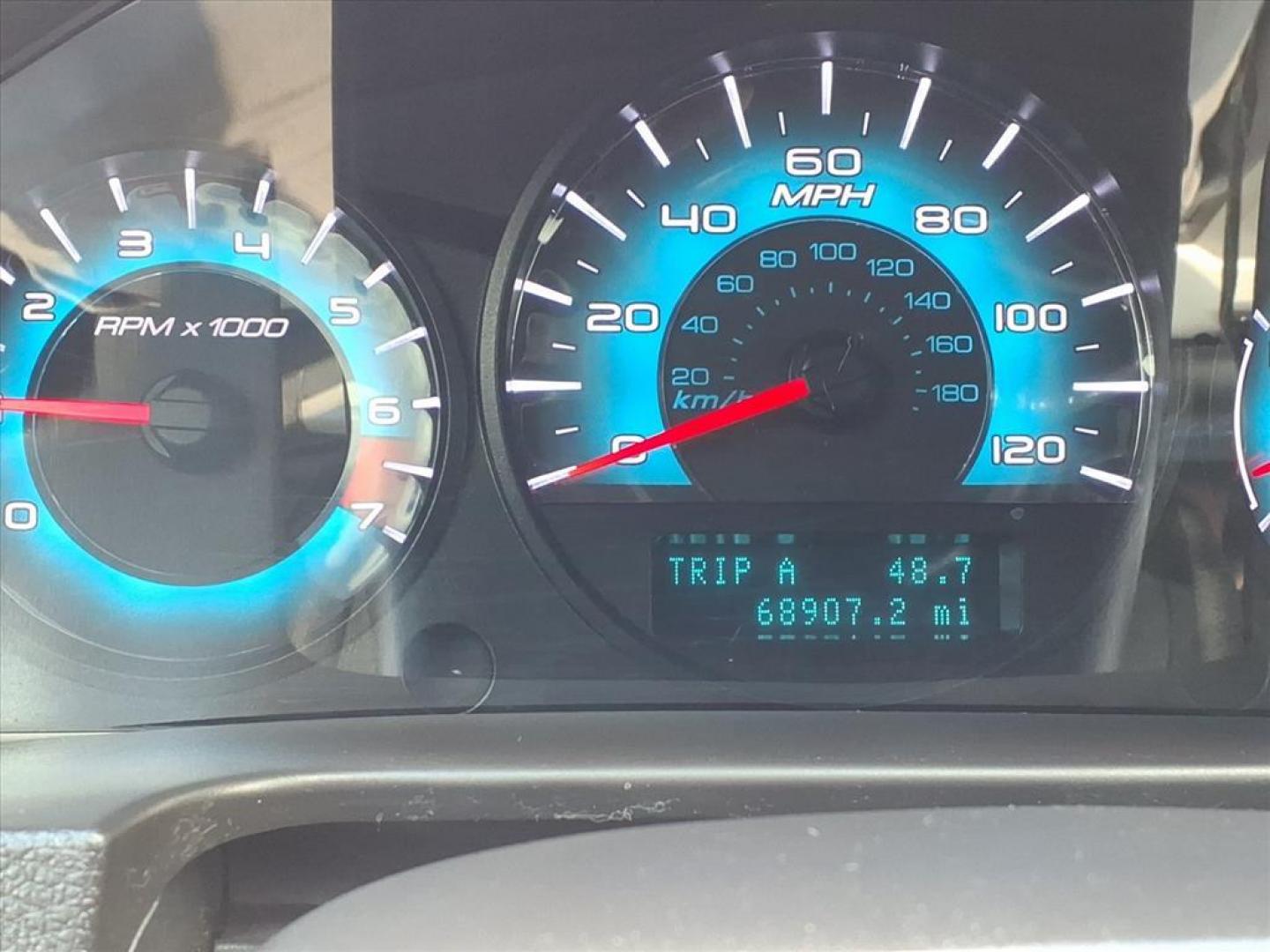 2011 Black Ford Fusion SE (3FAHP0HA4BR) with an 2.5L 4 Cylinder Sequential-Port F.I. engine, Automatic transmission, located at 50 Eastern Blvd., Essex, MD, 21221, (410) 686-3444, 39.304367, -76.484947 - Photo#18