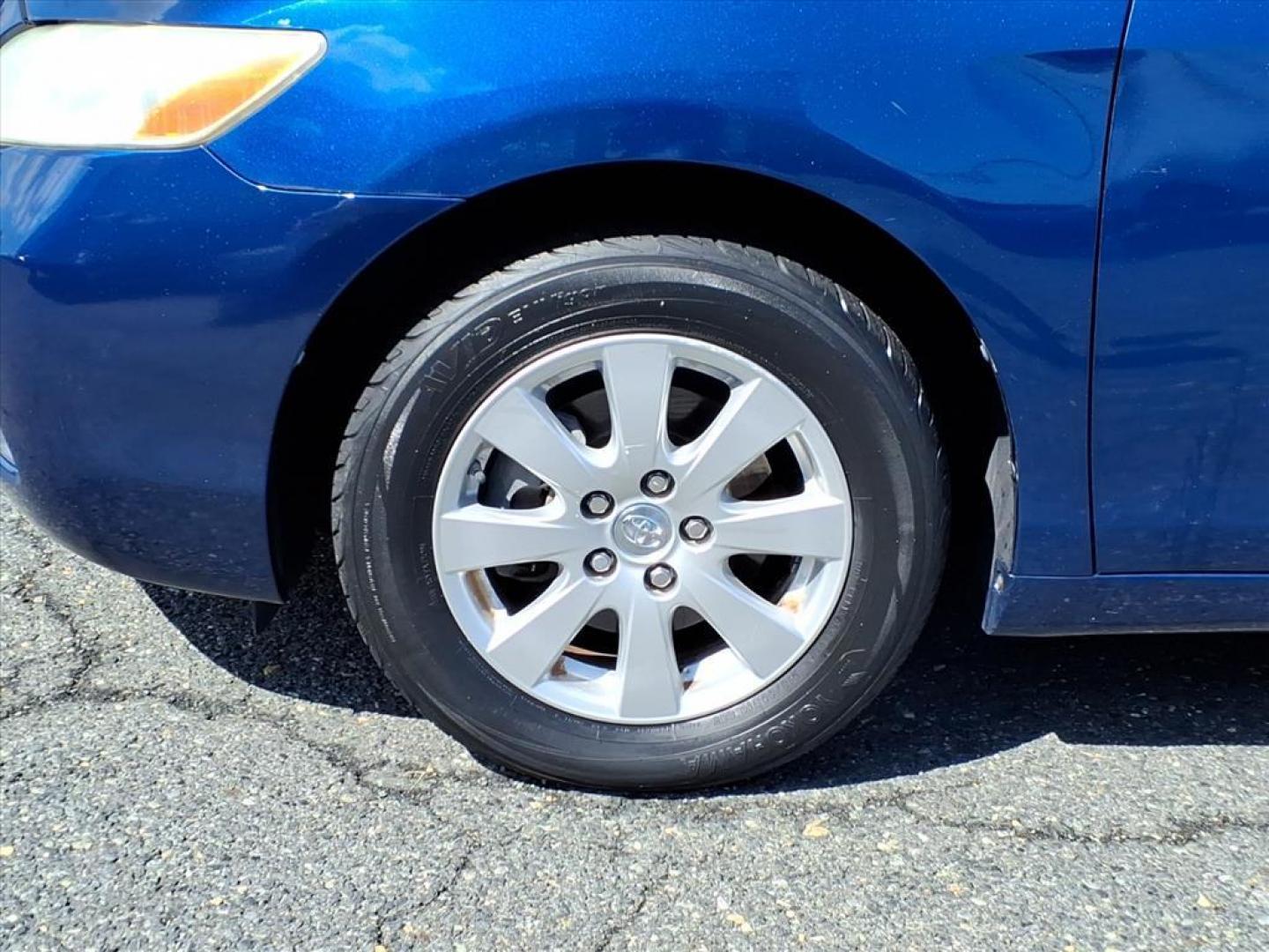 2007 Blue Ribbon Metallic Toyota Camry XLE V6 (4T1BK46K77U) with an 3.5L 3.5L V6 268hp 248ft. lbs. Fuel Injected engine, 6-Speed Shiftable Automatic transmission, located at 50 Eastern Blvd., Essex, MD, 21221, (410) 686-3444, 39.304367, -76.484947 - Photo#8