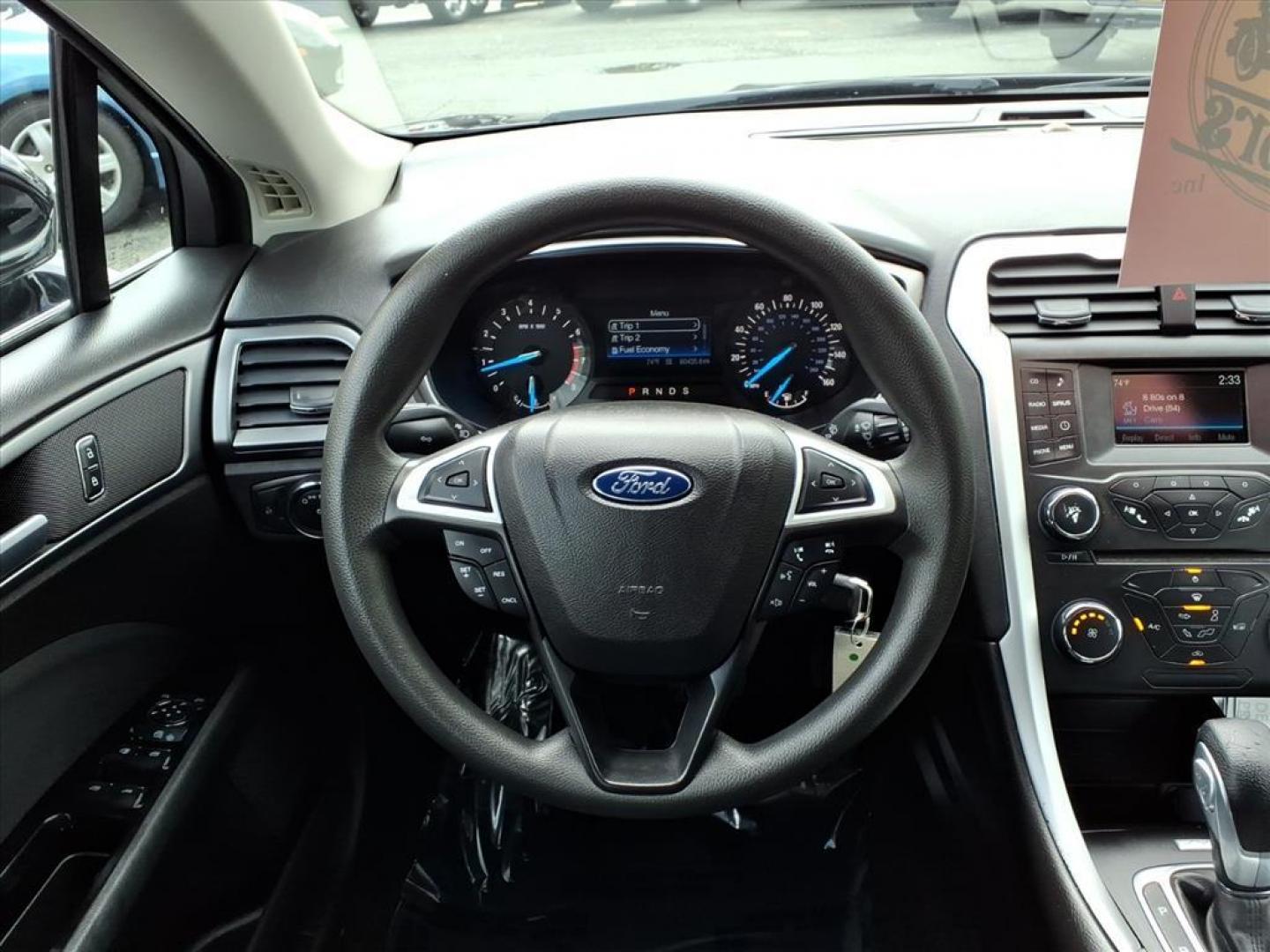 2016 Black Ford Fusion SE (3FA6P0H70GR) with an 2.5L 4 Cylinder Sequential-Port F.I. engine, 4CYL transmission, located at 50 Eastern Blvd., Essex, MD, 21221, (410) 686-3444, 39.304367, -76.484947 - Photo#13