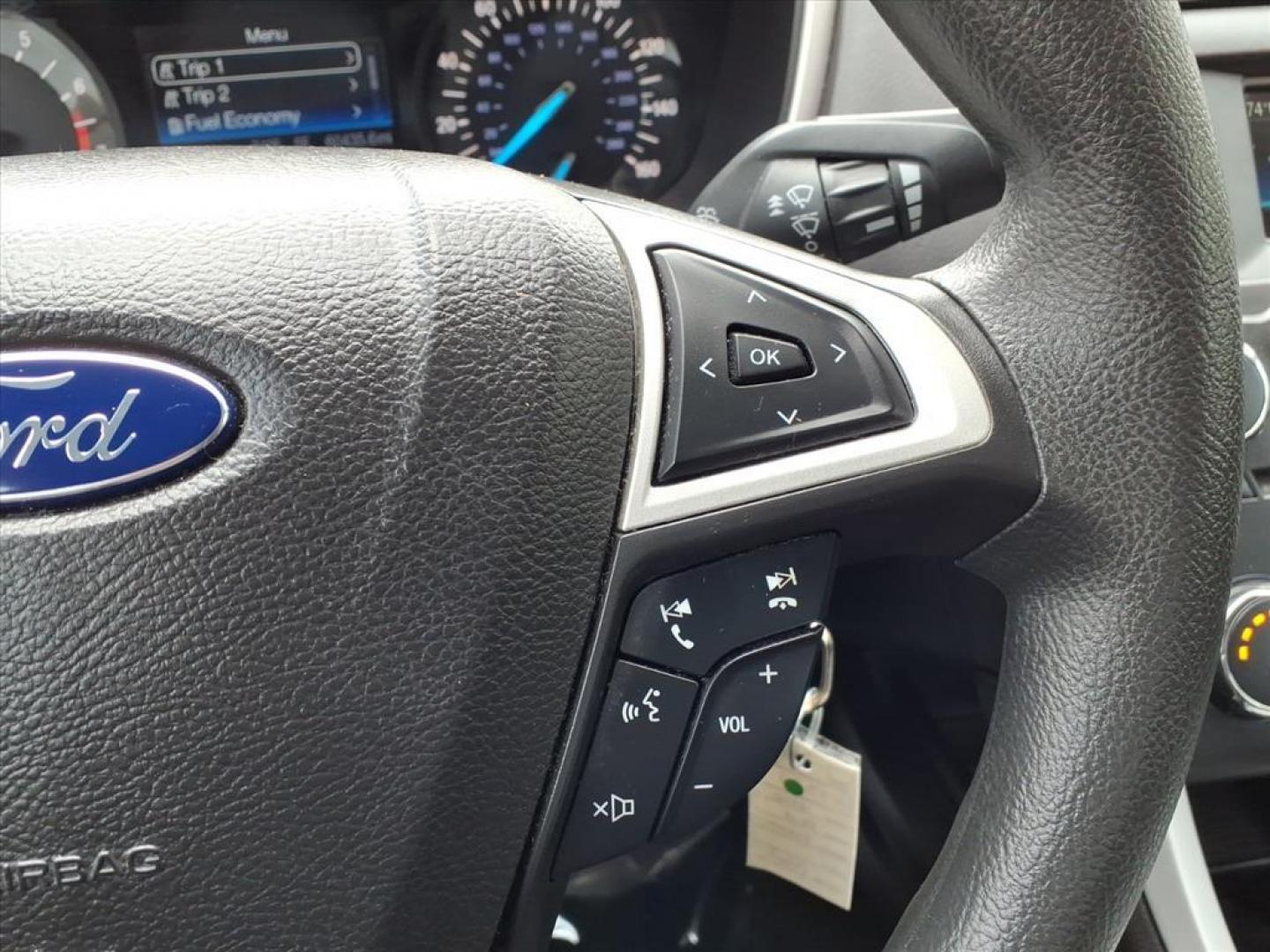 2016 Black Ford Fusion SE (3FA6P0H70GR) with an 2.5L 4 Cylinder Sequential-Port F.I. engine, 4CYL transmission, located at 50 Eastern Blvd., Essex, MD, 21221, (410) 686-3444, 39.304367, -76.484947 - Photo#19