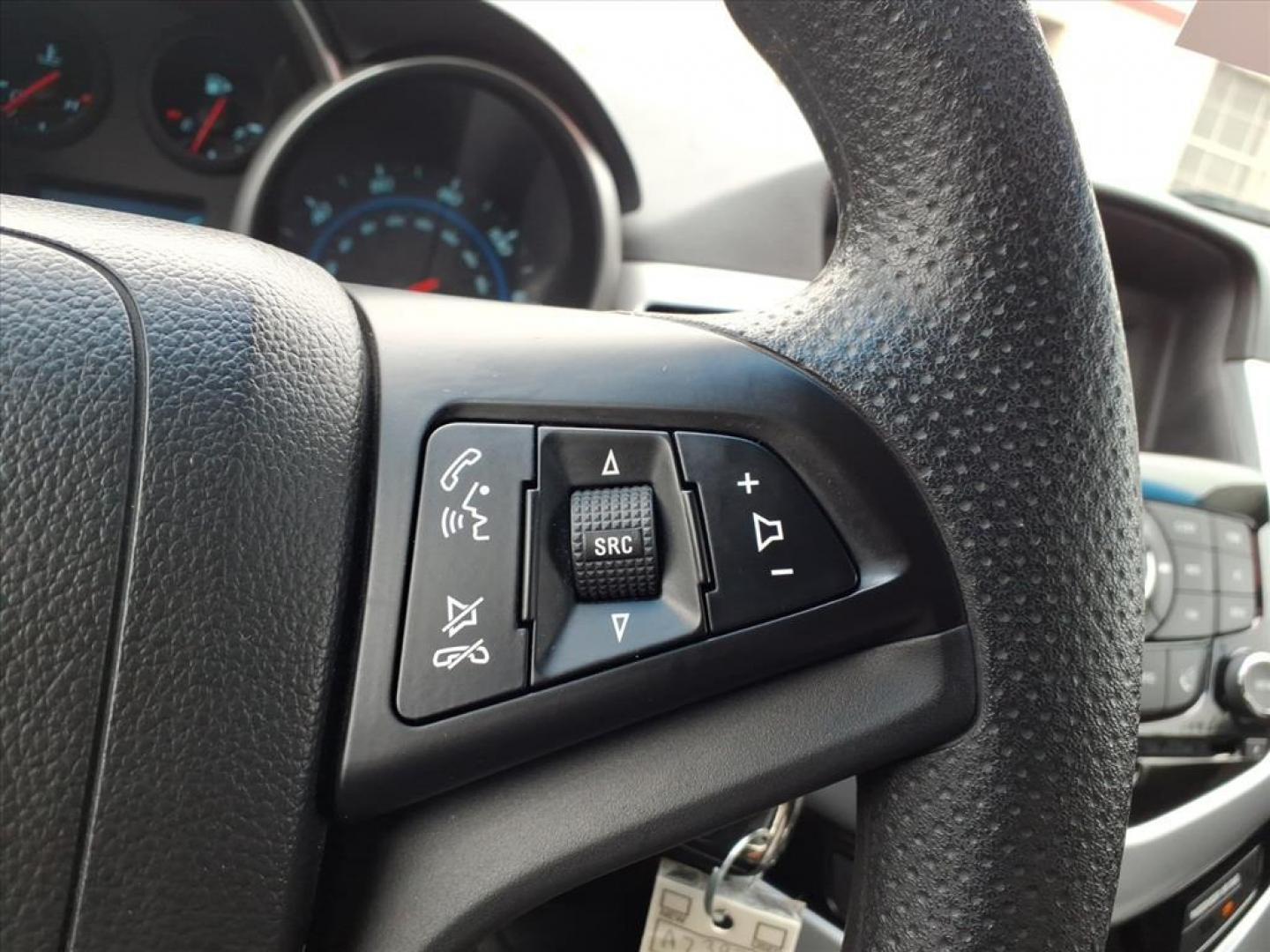 2011 Imperial Blue Metallic Chevrolet Cruze LS (1G1PC5SH3B7) with an 1.8L Ecotec 1.8L I4 136hp 123ft. lbs. Sequential-Port F.I. engine, 6-Speed Shiftable Automatic transmission, located at 50 Eastern Blvd., Essex, MD, 21221, (410) 686-3444, 39.304367, -76.484947 - Photo#19