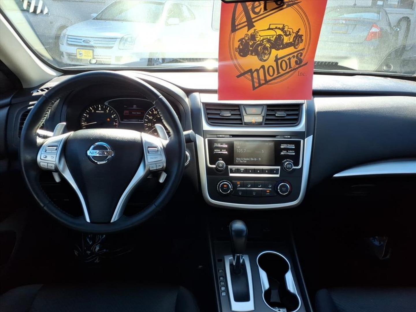 2016 Super Black Nissan Altima 2.5 SR (1N4AL3AP4GC) with an 2.5L 2.5L I4 182hp 180ft. lbs. Sequential-Port F.I. engine, CVT transmission, located at 50 Eastern Blvd., Essex, MD, 21221, (410) 686-3444, 39.304367, -76.484947 - Photo#14