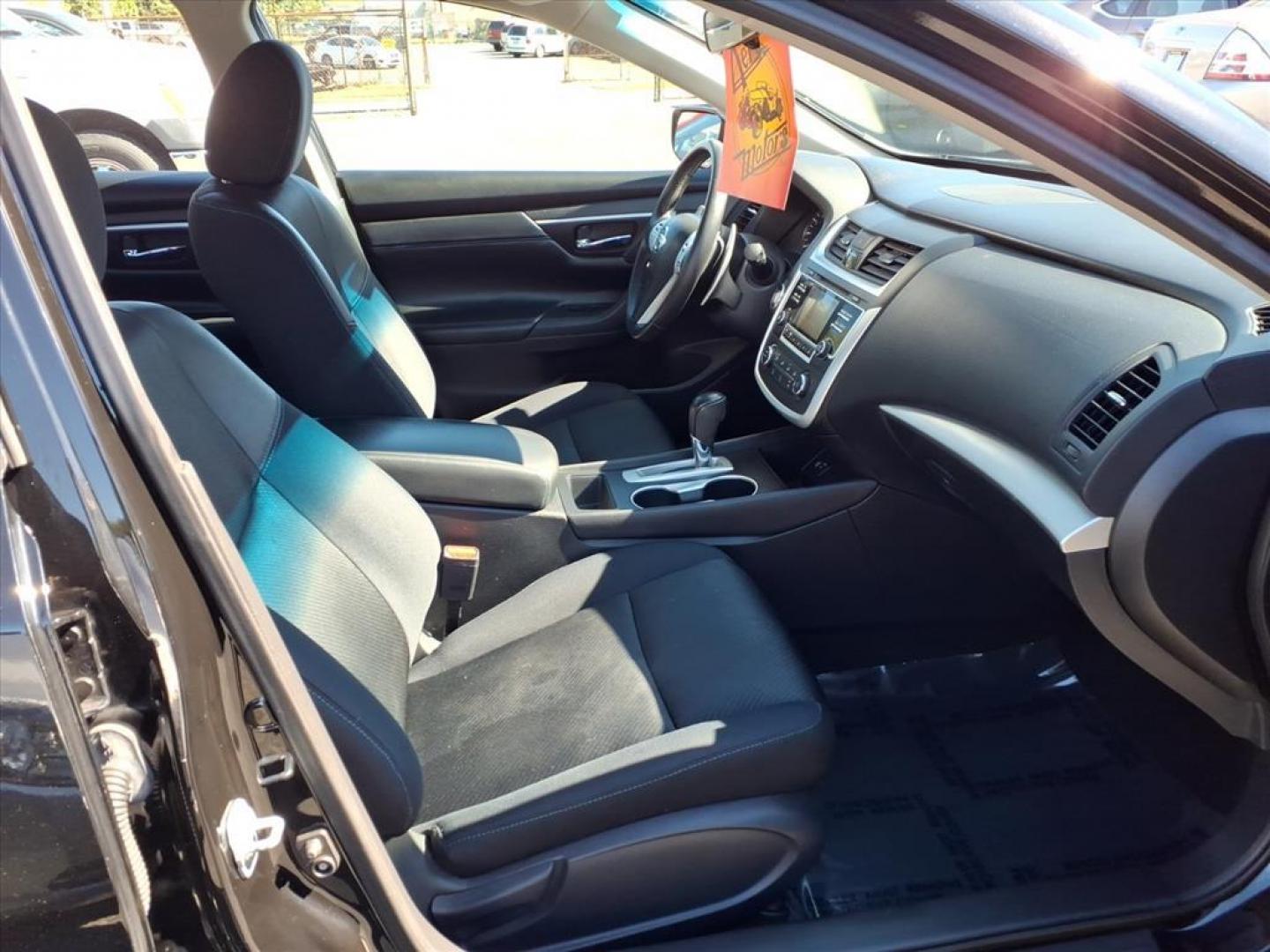 2016 Super Black Nissan Altima 2.5 SR (1N4AL3AP4GC) with an 2.5L 2.5L I4 182hp 180ft. lbs. Sequential-Port F.I. engine, CVT transmission, located at 50 Eastern Blvd., Essex, MD, 21221, (410) 686-3444, 39.304367, -76.484947 - Photo#16