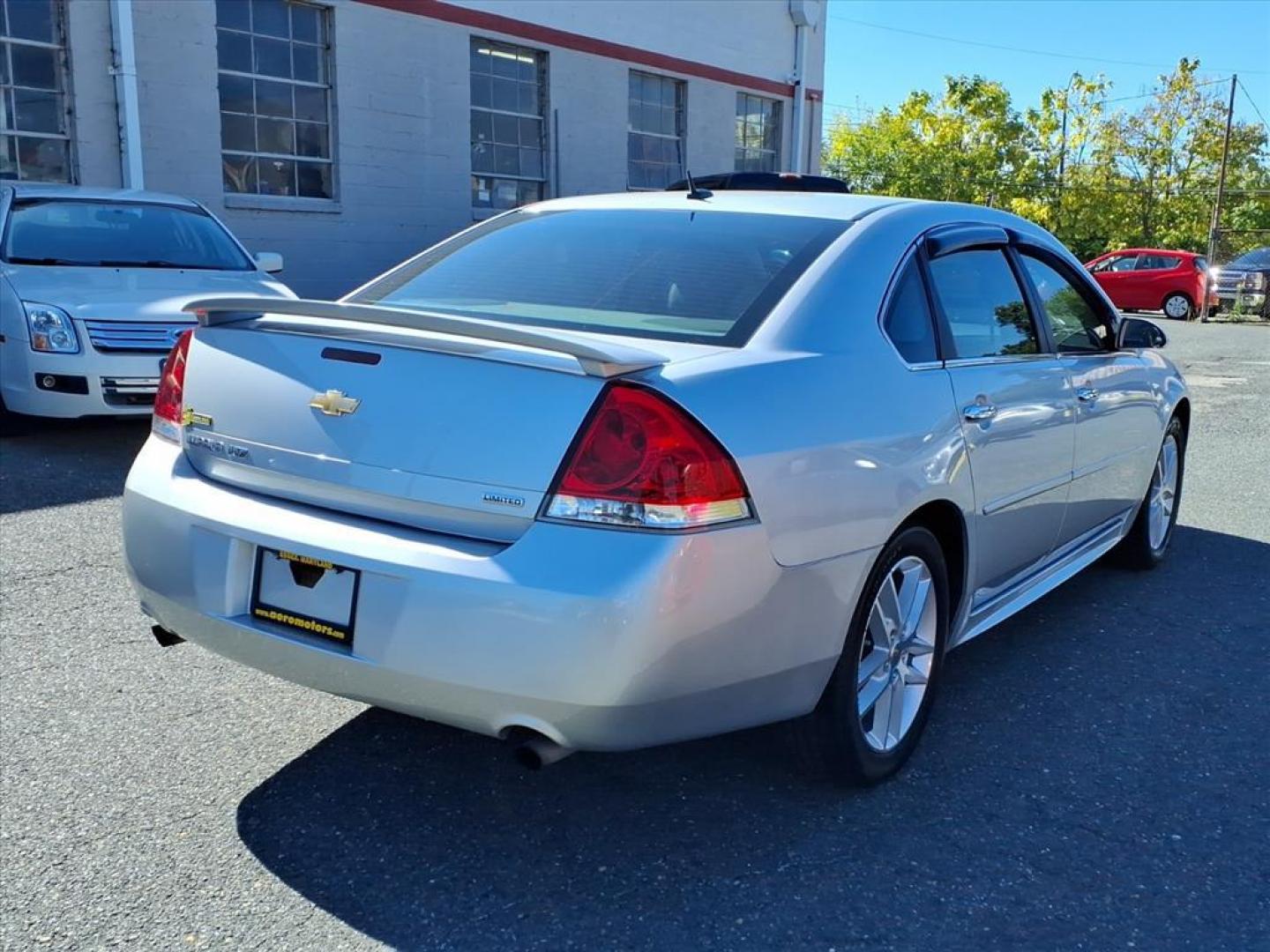 2014 Silver Ice Metallic Chevrolet Impala Limited LTZ Fleet (2G1WC5E3XE1) with an 3.6L 3.6L Flex Fuel V6 300hp 262ft. lbs. Fuel Injected engine, 6-Speed Shiftable Automatic w/Overdrive transmission, located at 50 Eastern Blvd., Essex, MD, 21221, (410) 686-3444, 39.304367, -76.484947 - Photo#4