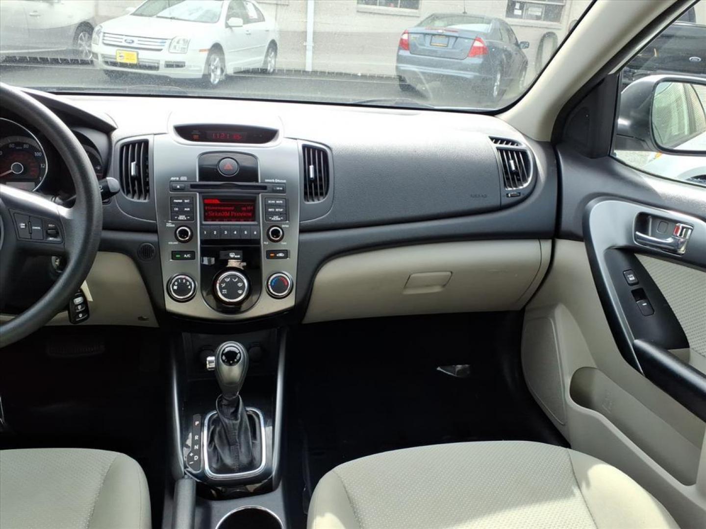 2013 Snow White Pearl Kia Forte EX (KNAFU4A29D5) with an 2.0L 2.0L I4 156hp 144ft. lbs. Sequential-Port F.I. engine, 6-Speed Shiftable Automatic transmission, located at 50 Eastern Blvd., Essex, MD, 21221, (410) 686-3444, 39.304367, -76.484947 - Photo#15