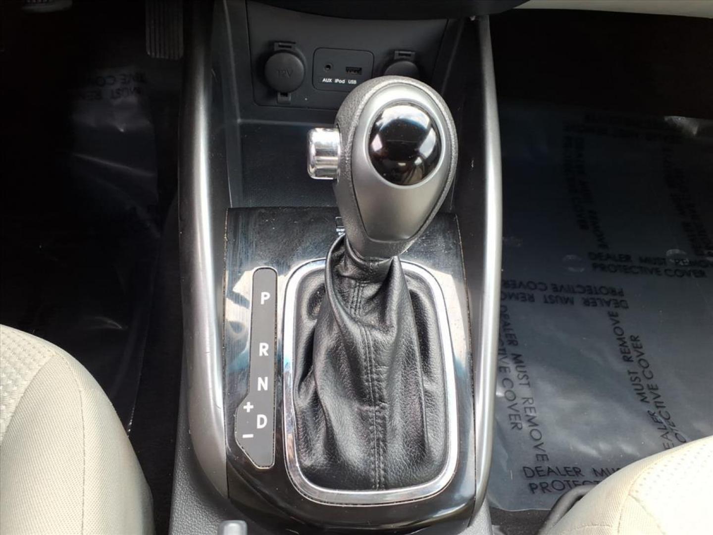 2013 Snow White Pearl Kia Forte EX (KNAFU4A29D5) with an 2.0L 2.0L I4 156hp 144ft. lbs. Sequential-Port F.I. engine, 6-Speed Shiftable Automatic transmission, located at 50 Eastern Blvd., Essex, MD, 21221, (410) 686-3444, 39.304367, -76.484947 - Photo#18