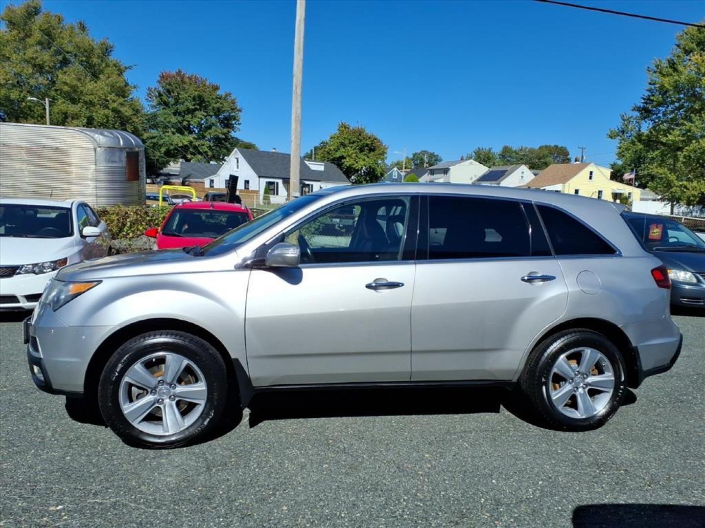 2013 Palladium Metallic Acura MDX SH-AWD w/Tech (2HNYD2H37DH) with an 3.7L 3.7L V6 300hp 270ft. lbs. Sequential-Port F.I. engine, 6-Speed Shiftable Automatic transmission, located at 50 Eastern Blvd., Essex, MD, 21221, (410) 686-3444, 39.304367, -76.484947 - Photo#1