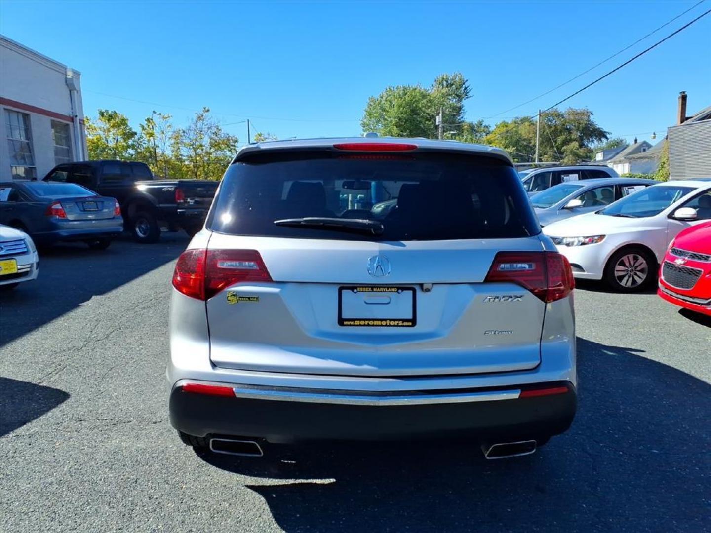 2013 Palladium Metallic Acura MDX SH-AWD w/Tech (2HNYD2H37DH) with an 3.7L 3.7L V6 300hp 270ft. lbs. Sequential-Port F.I. engine, 6-Speed Shiftable Automatic transmission, located at 50 Eastern Blvd., Essex, MD, 21221, (410) 686-3444, 39.304367, -76.484947 - Photo#3