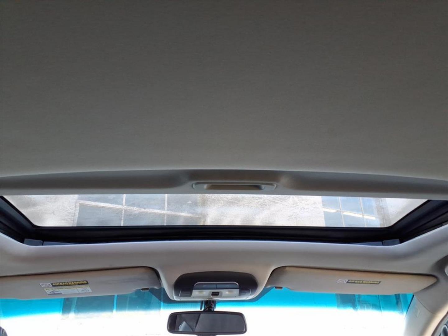 2013 Palladium Metallic Acura MDX SH-AWD w/Tech (2HNYD2H37DH) with an 3.7L 3.7L V6 300hp 270ft. lbs. Sequential-Port F.I. engine, 6-Speed Shiftable Automatic transmission, located at 50 Eastern Blvd., Essex, MD, 21221, (410) 686-3444, 39.304367, -76.484947 - Photo#17