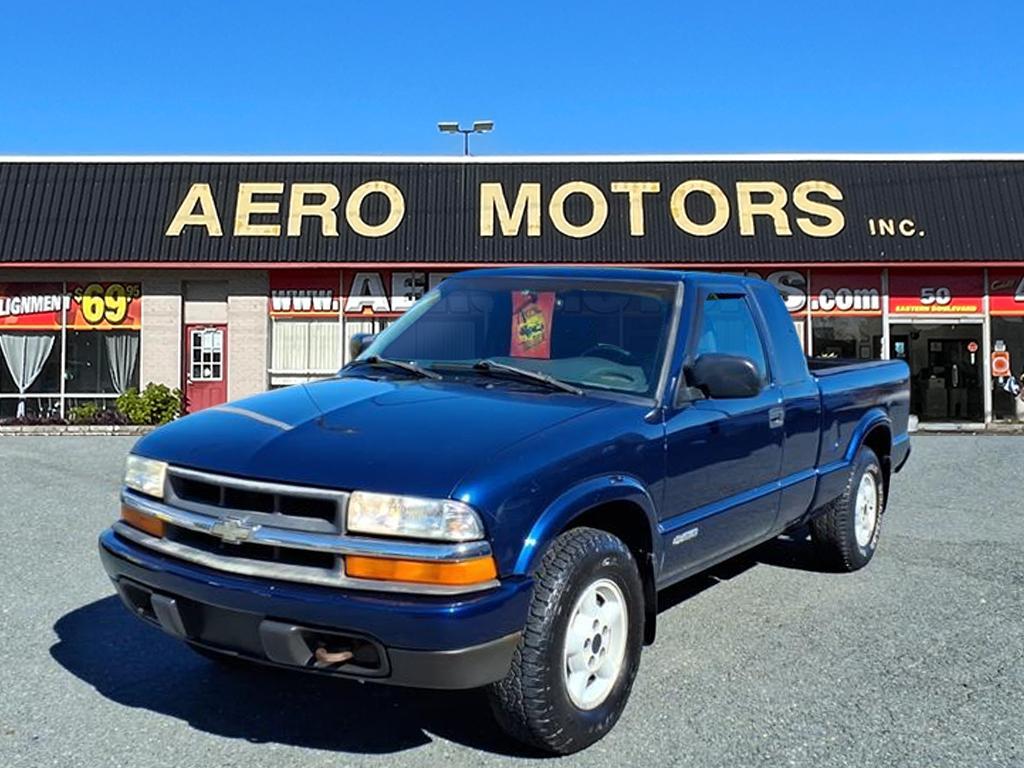 photo of 2003 Chevrolet S-10 
