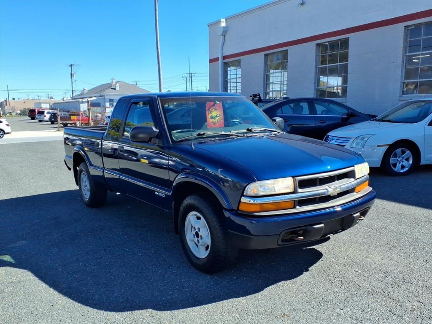 2003 Indigo Blue Metallic Chevrolet S-10 LS (1GCDT19X238) with an 4.3L 6 Cylinder Fuel Injected engine, Automatic transmission, located at 50 Eastern Blvd., Essex, MD, 21221, (410) 686-3444, 39.304367, -76.484947 - Photo#7
