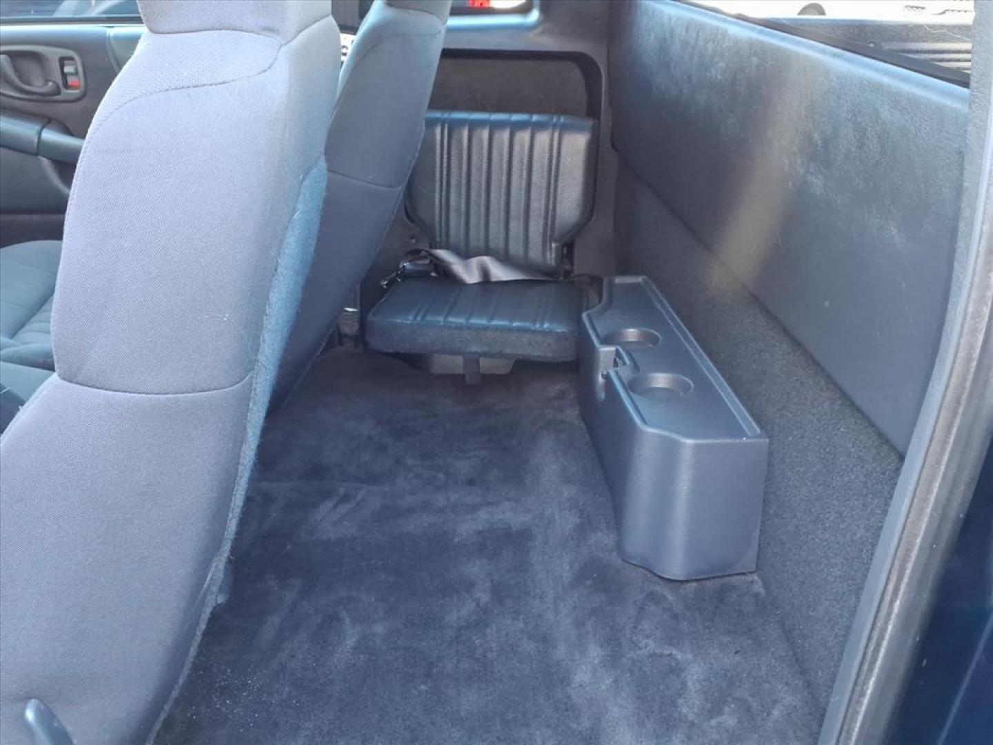 2003 Indigo Blue Metallic Chevrolet S-10 LS (1GCDT19X238) with an 4.3L 6 Cylinder Fuel Injected engine, Automatic transmission, located at 50 Eastern Blvd., Essex, MD, 21221, (410) 686-3444, 39.304367, -76.484947 - Photo#14