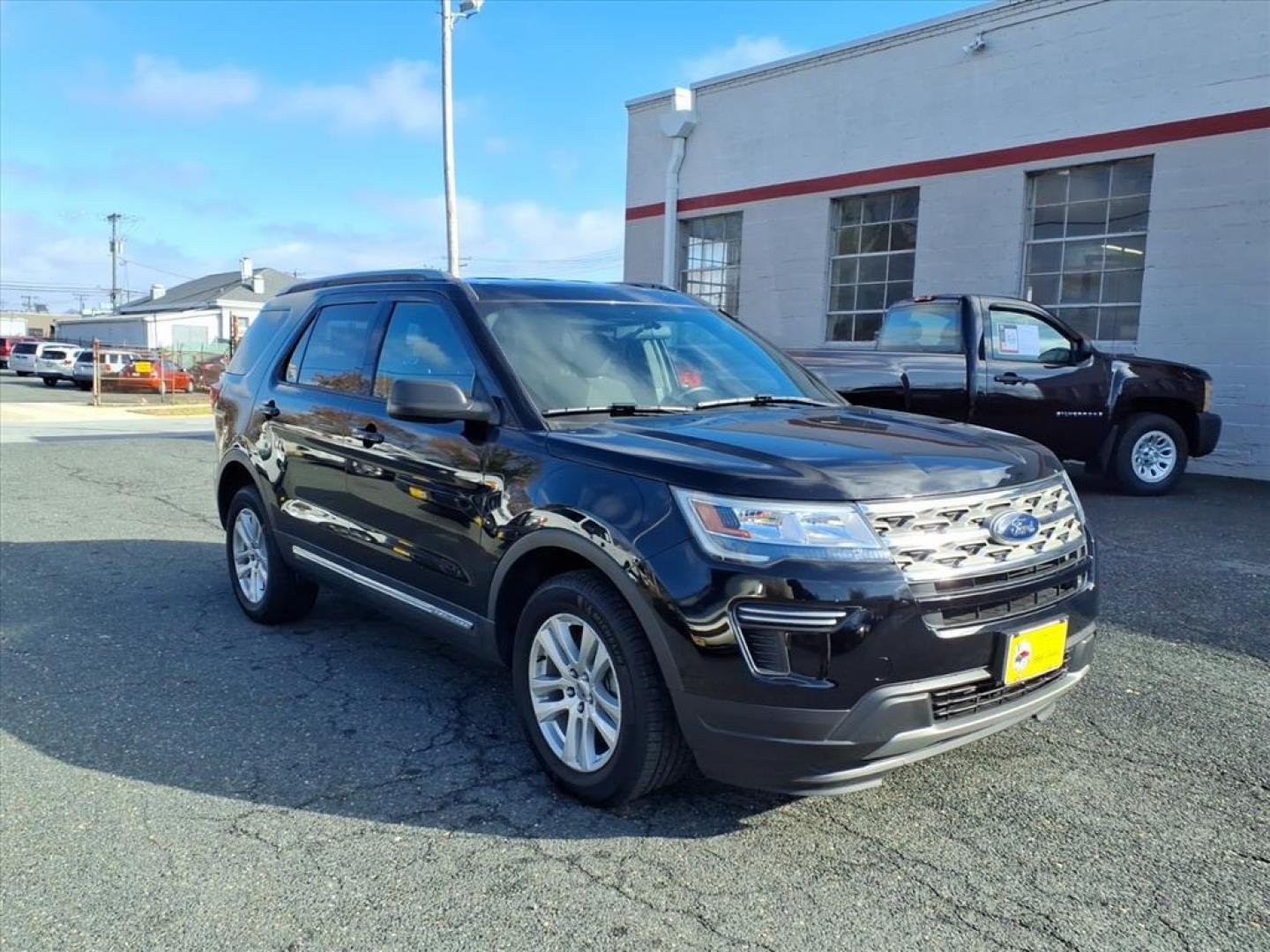 2018 Shadow Black Ford Explorer XLT (1FM5K8DH9JG) with an 2.3L 4 Cylinder Turbocharged engine, Automatic transmission, located at 50 Eastern Blvd., Essex, MD, 21221, (410) 686-3444, 39.304367, -76.484947 - Photo#7