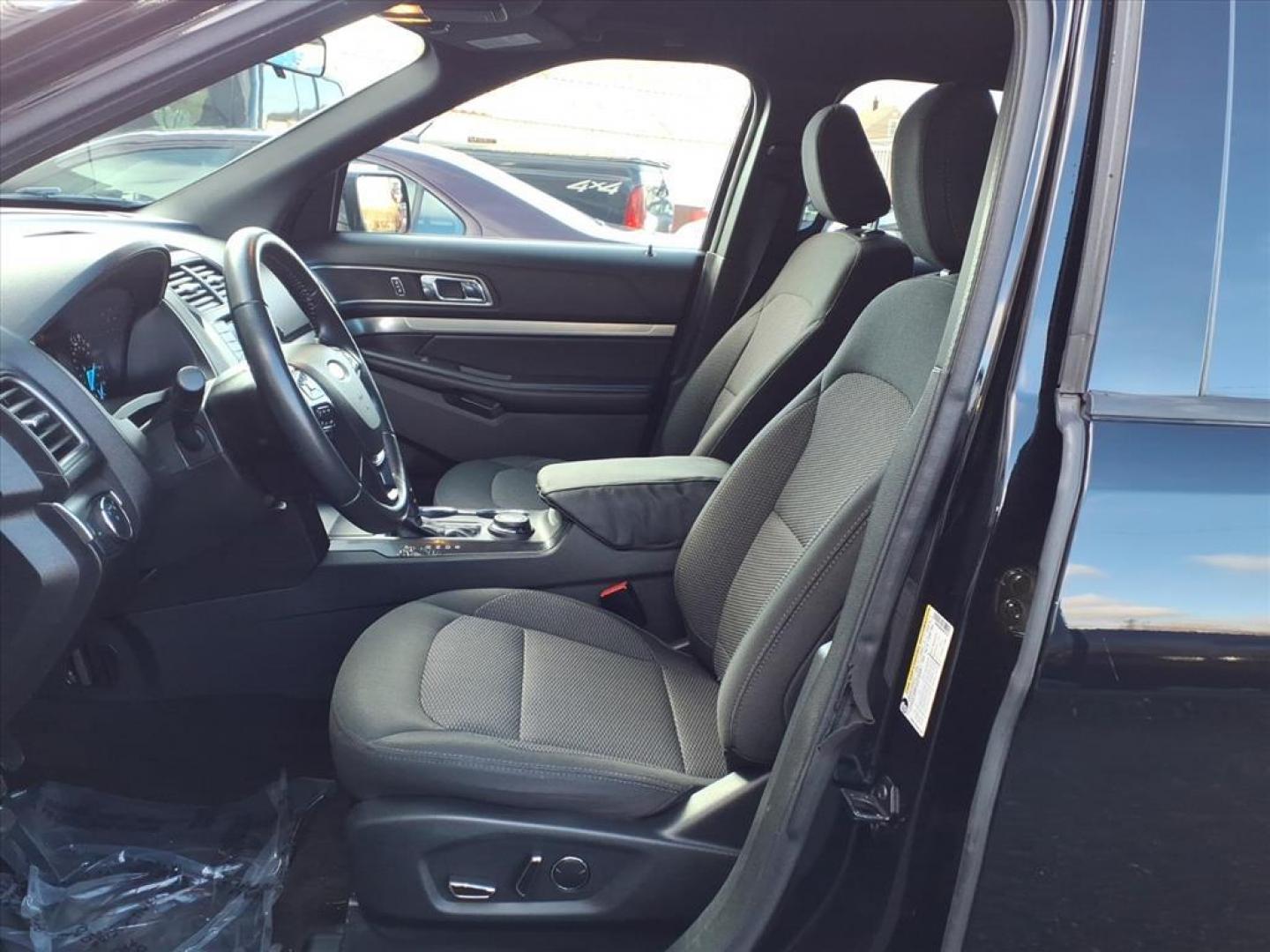 2018 Shadow Black Ford Explorer XLT (1FM5K8DH9JG) with an 2.3L 4 Cylinder Turbocharged engine, Automatic transmission, located at 50 Eastern Blvd., Essex, MD, 21221, (410) 686-3444, 39.304367, -76.484947 - Photo#12