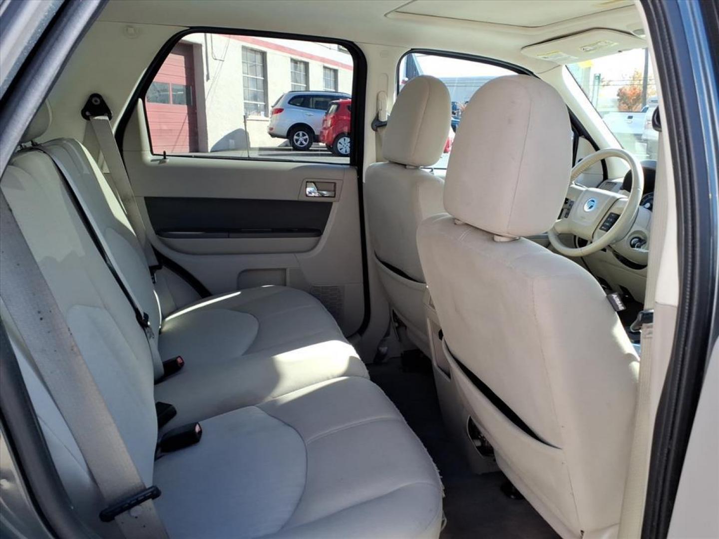 2009 Sterling Gray Clearcoat Metallic Mercury Mariner I4 (4M2CU81749K) with an 2.5L Duratec 2.5L I4 171hp 171ft. lbs. Sequential-Port F.I. engine, 6-Speed Automatic transmission, located at 50 Eastern Blvd., Essex, MD, 21221, (410) 686-3444, 39.304367, -76.484947 - Photo#17