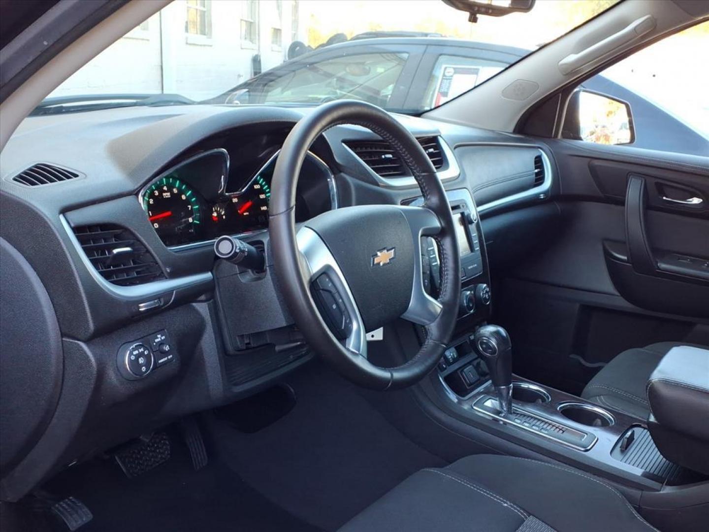 2016 Mosaic Black Metallic Chevrolet Traverse LT (1GNKVGKD0GJ) with an 3.6L 3.6L V6 281hp 266ft. lbs. Fuel Injected engine, 6-Speed Shiftable Automatic transmission, located at 50 Eastern Blvd., Essex, MD, 21221, (410) 686-3444, 39.304367, -76.484947 - Photo#11