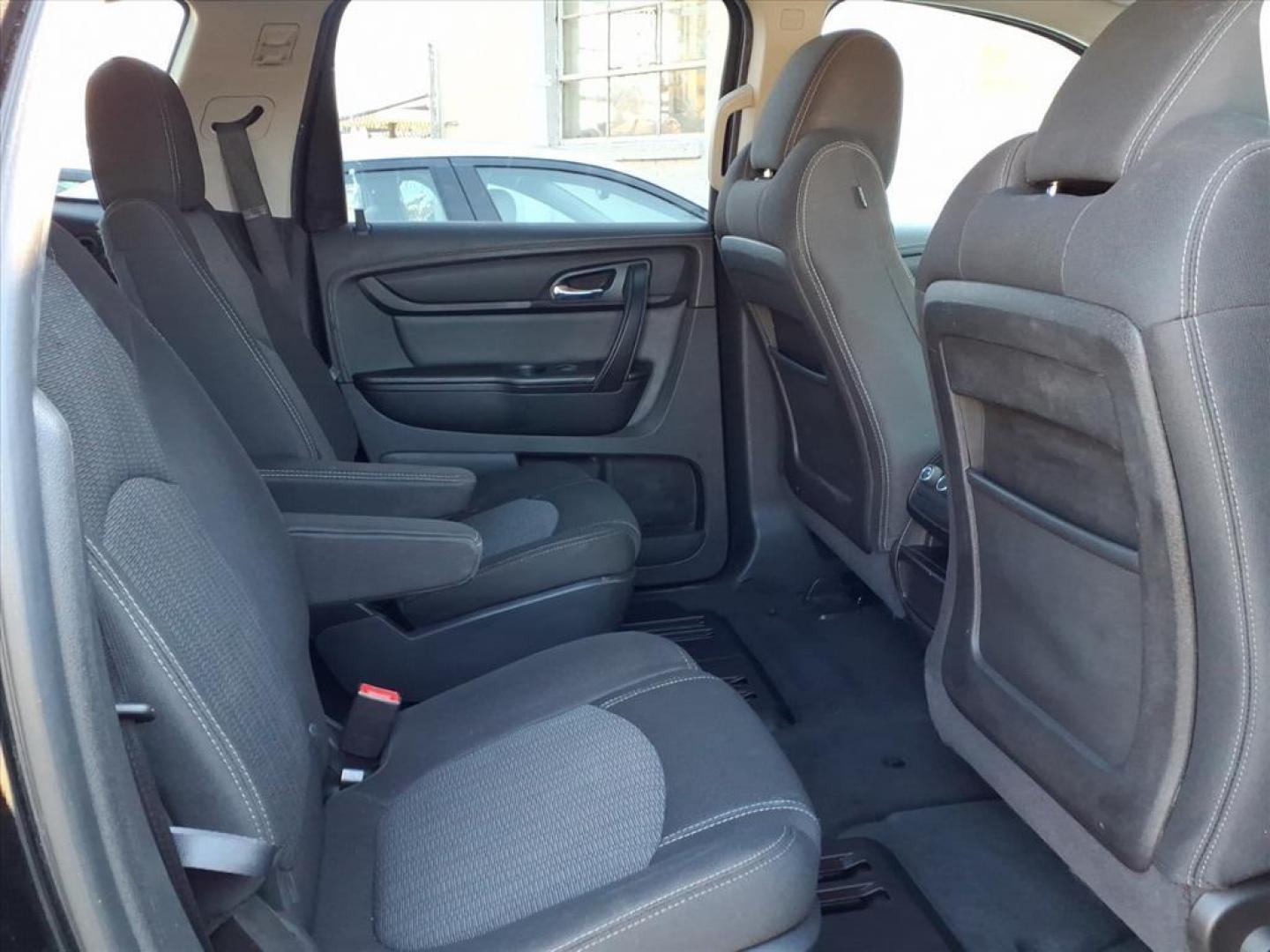 2016 Mosaic Black Metallic Chevrolet Traverse LT (1GNKVGKD0GJ) with an 3.6L 3.6L V6 281hp 266ft. lbs. Fuel Injected engine, 6-Speed Shiftable Automatic transmission, located at 50 Eastern Blvd., Essex, MD, 21221, (410) 686-3444, 39.304367, -76.484947 - Photo#19