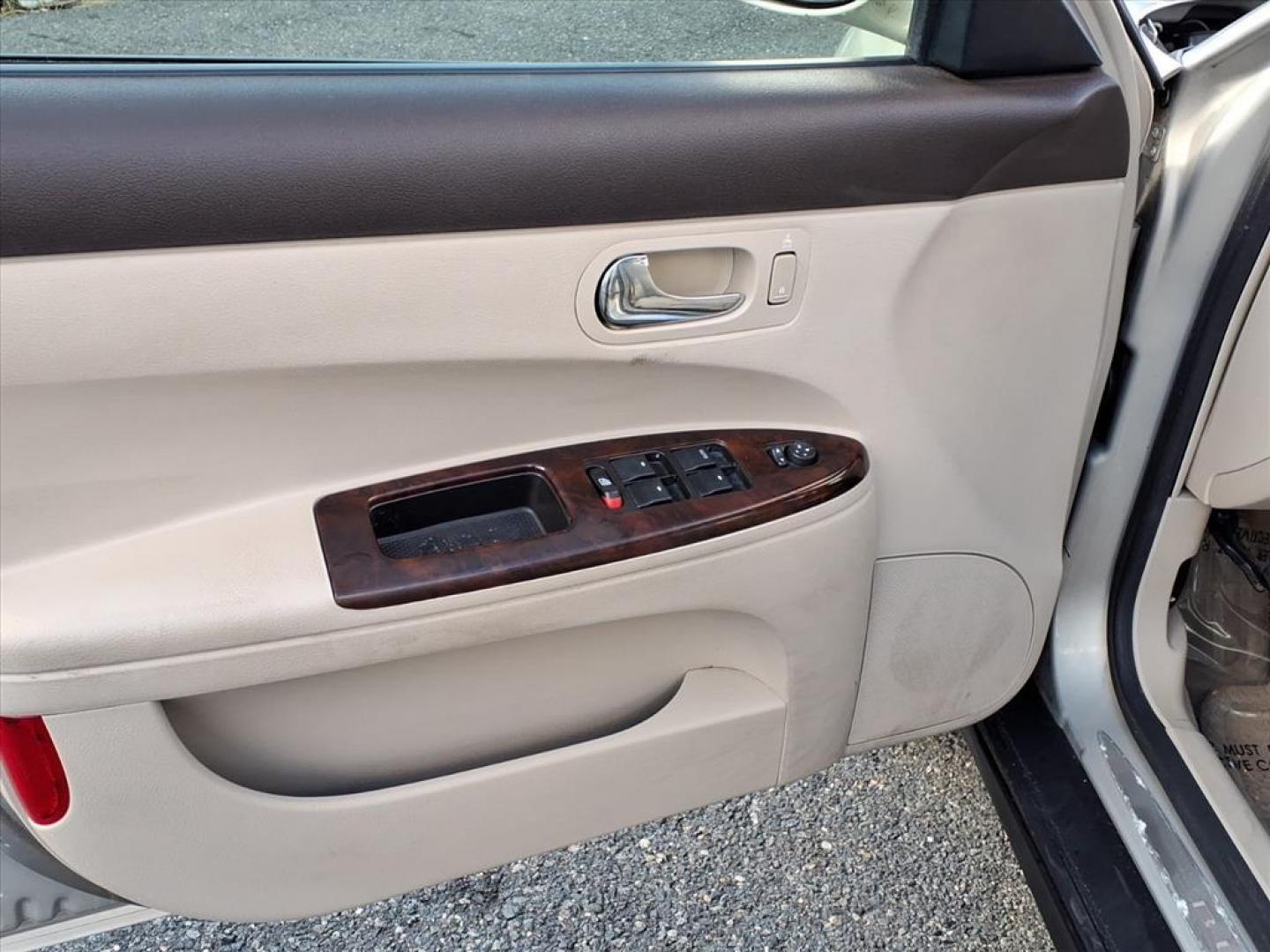 2009 Gold Mist Metallic Buick LaCrosse CX (2G4WC582691) with an 3.8L 6 Cylinder Sequential-Port F.I. engine, V6 AT transmission, located at 50 Eastern Blvd., Essex, MD, 21221, (410) 686-3444, 39.304367, -76.484947 - Photo#9