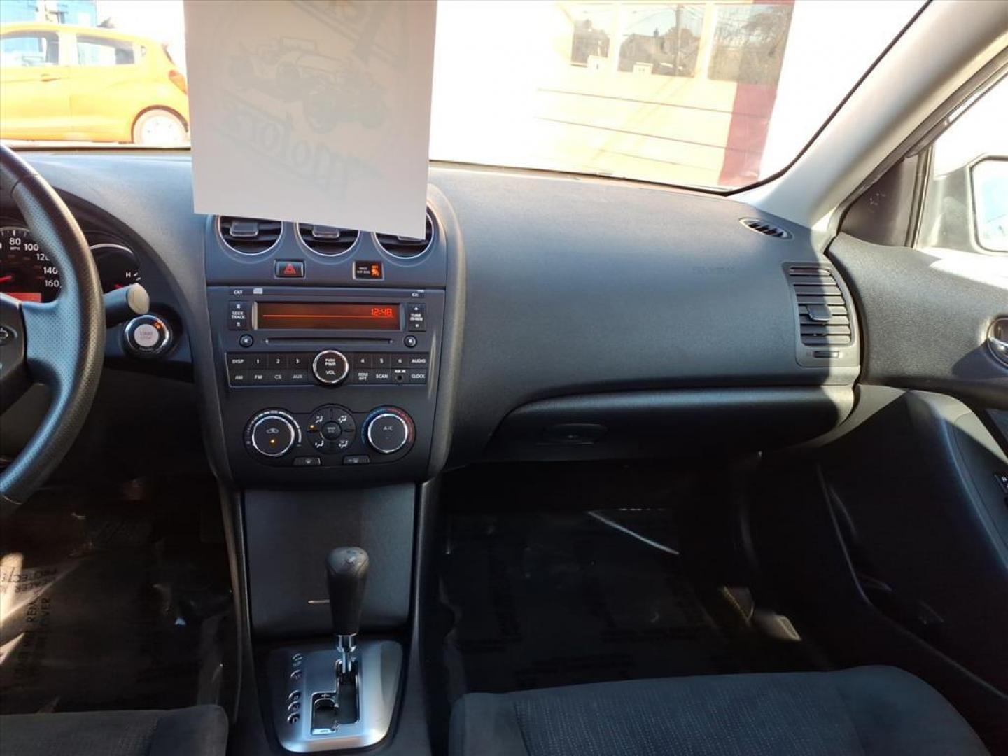 2010 Ocean Gray Nissan Altima 2.5 S (1N4AL2AP0AN) with an 2.5L 2.5L I4 175hp 180ft. lbs. Sequential Fuel Injection engine, CVT transmission, located at 50 Eastern Blvd., Essex, MD, 21221, (410) 686-3444, 39.304367, -76.484947 - Photo#11