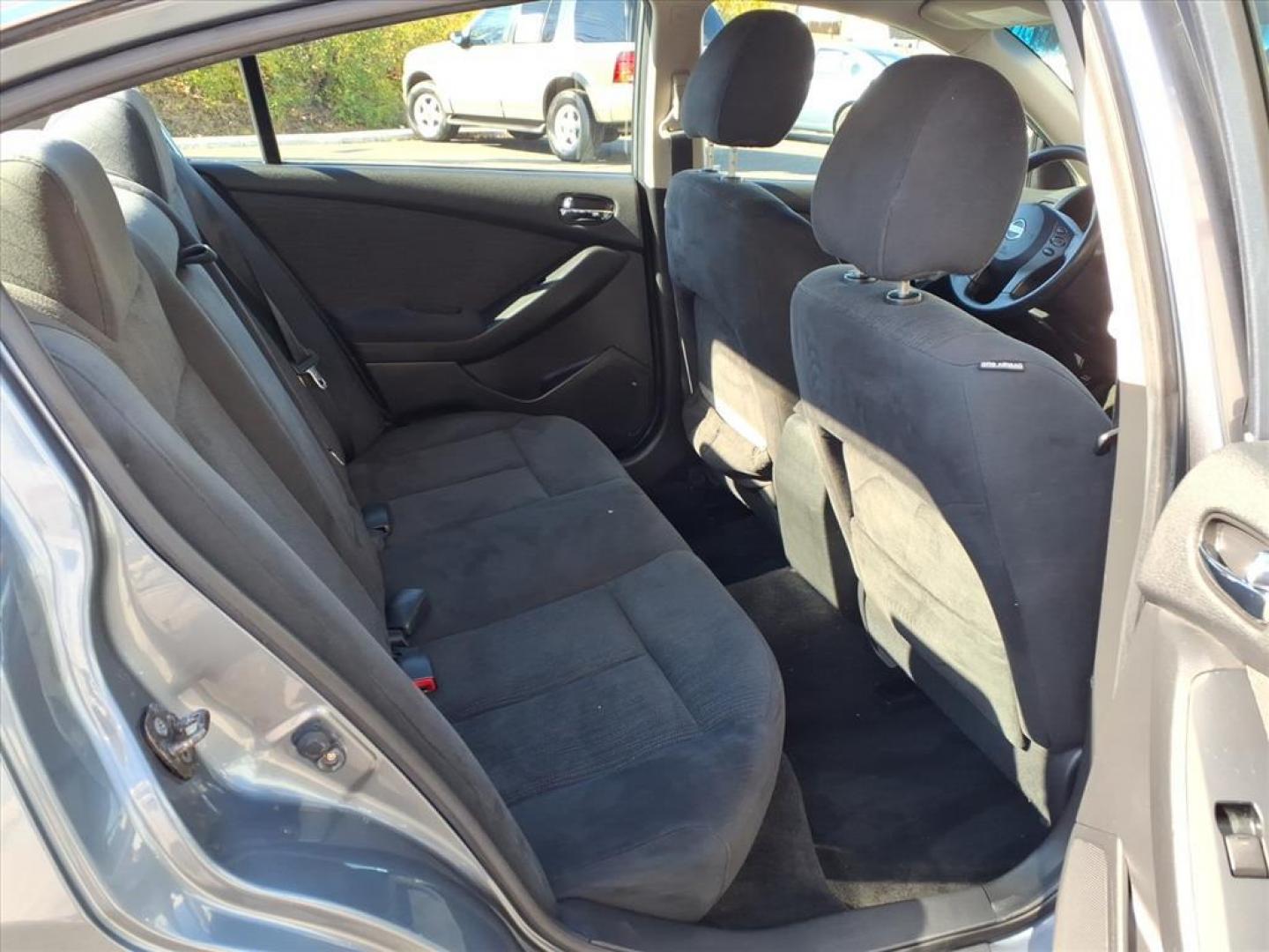 2010 Ocean Gray Nissan Altima 2.5 S (1N4AL2AP0AN) with an 2.5L 2.5L I4 175hp 180ft. lbs. Sequential Fuel Injection engine, CVT transmission, located at 50 Eastern Blvd., Essex, MD, 21221, (410) 686-3444, 39.304367, -76.484947 - Photo#13