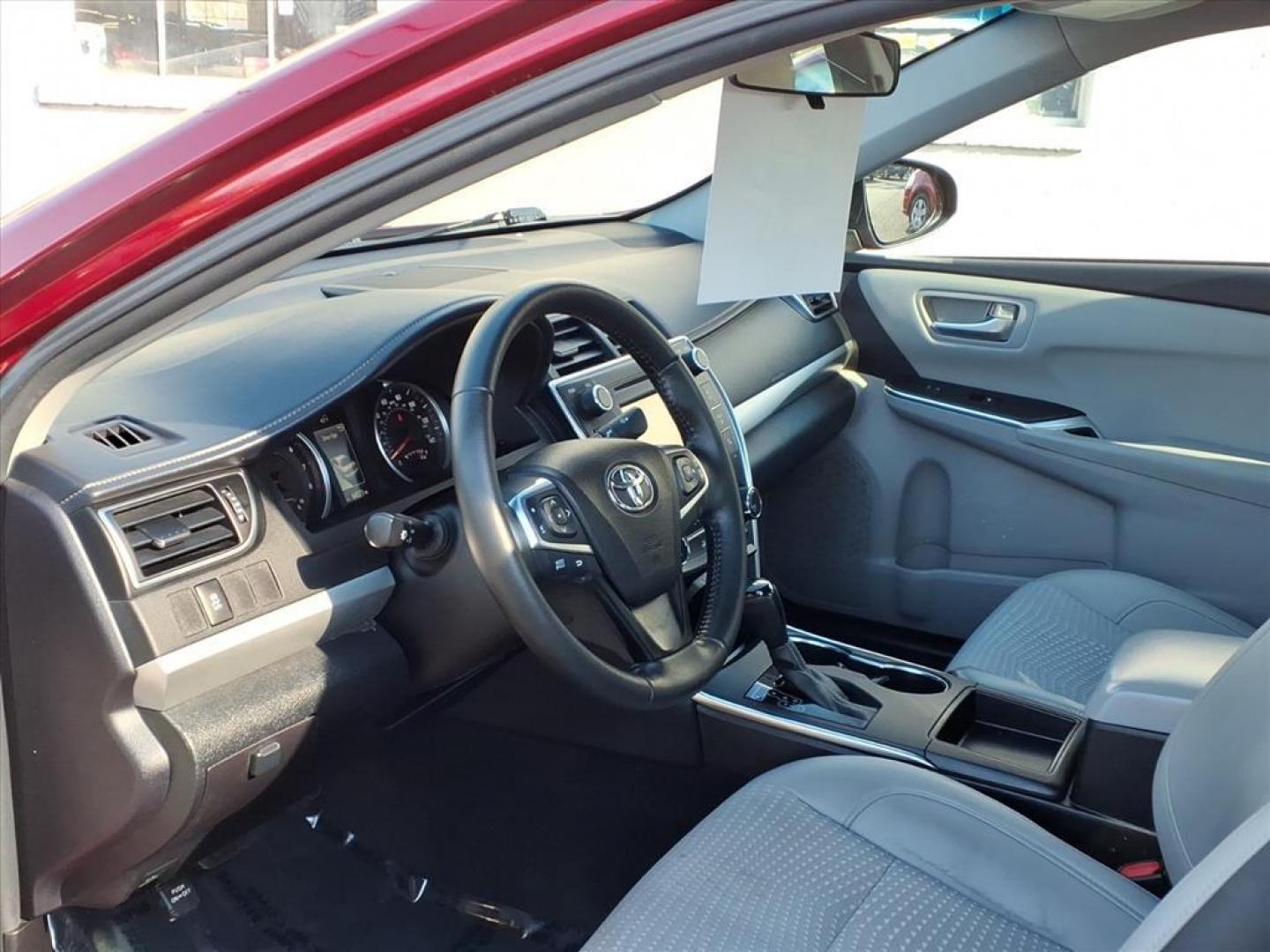 2015 Ruby Flare Pearl Toyota Camry SE (4T1BF1FK0FU) with an 2.5L 2.5L I4 178hp 170ft. lbs. Sequential-Port F.I. engine, 6-Speed Shiftable Automatic transmission, located at 50 Eastern Blvd., Essex, MD, 21221, (410) 686-3444, 39.304367, -76.484947 - Photo#9