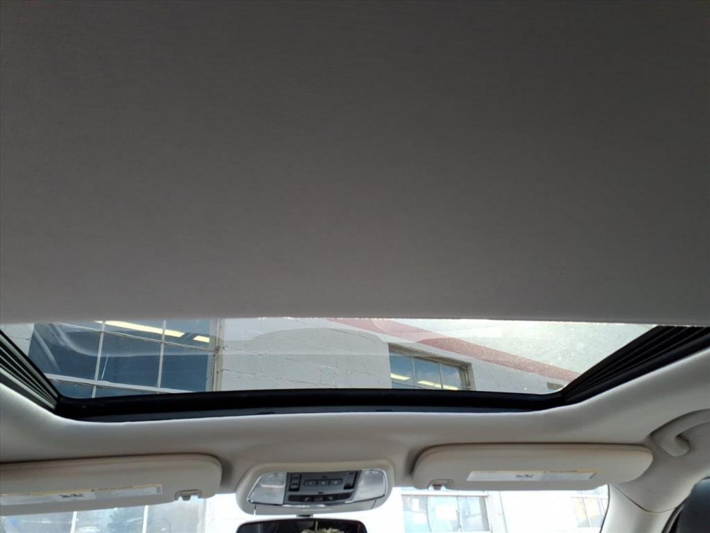 2012 Maximum Steel Metallic Clear Coat Jeep Grand Cherokee Laredo (1C4RJFAG5CC) with an 3.6L 3.6L V6 290hp 260ft. lbs. Sequential-Port F.I. engine, 5-Speed Automatic transmission, located at 50 Eastern Blvd., Essex, MD, 21221, (410) 686-3444, 39.304367, -76.484947 - Photo#14