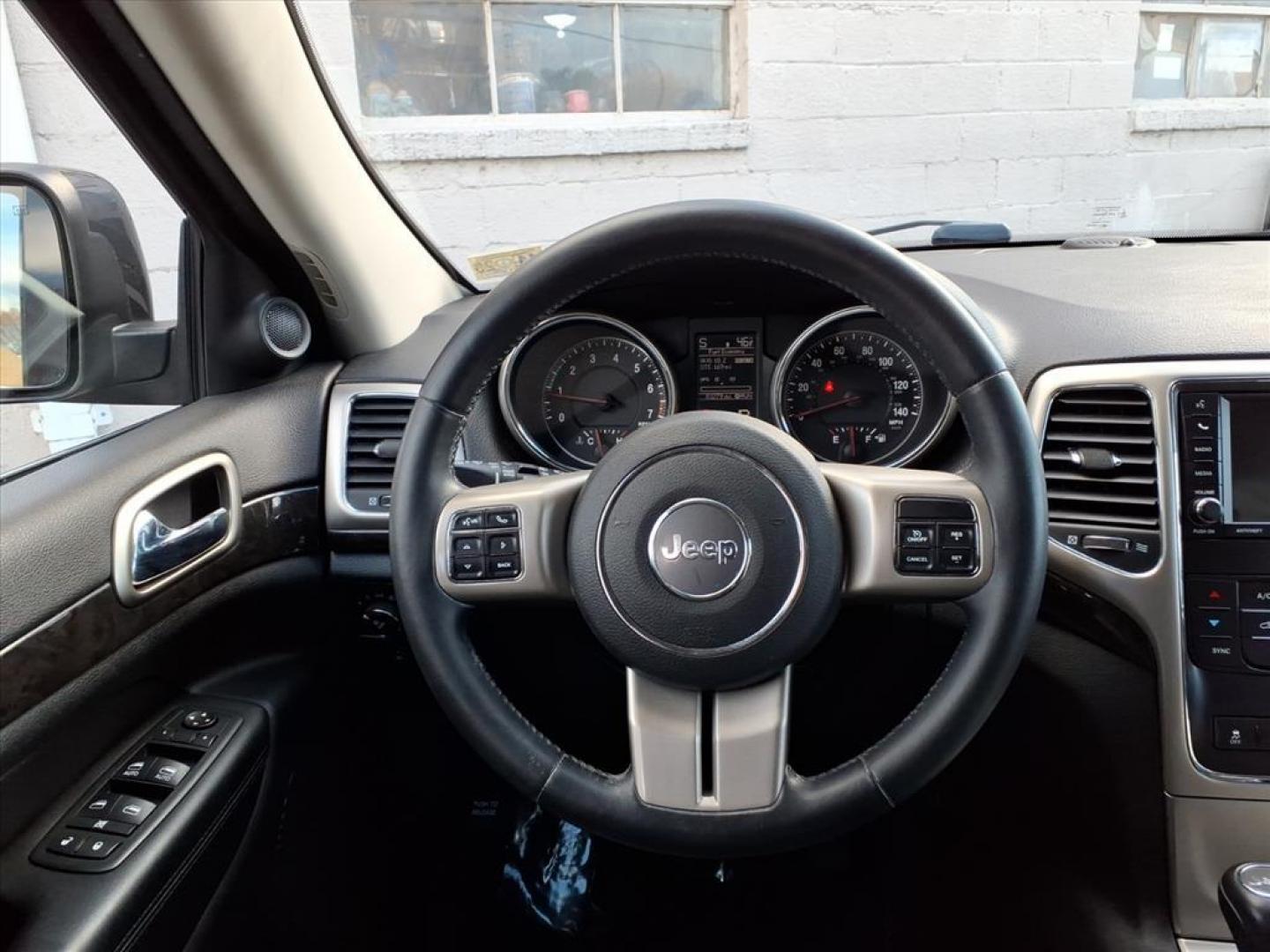 2012 Maximum Steel Metallic Clear Coat Jeep Grand Cherokee Laredo (1C4RJFAG5CC) with an 3.6L 3.6L V6 290hp 260ft. lbs. Sequential-Port F.I. engine, 5-Speed Automatic transmission, located at 50 Eastern Blvd., Essex, MD, 21221, (410) 686-3444, 39.304367, -76.484947 - Photo#15