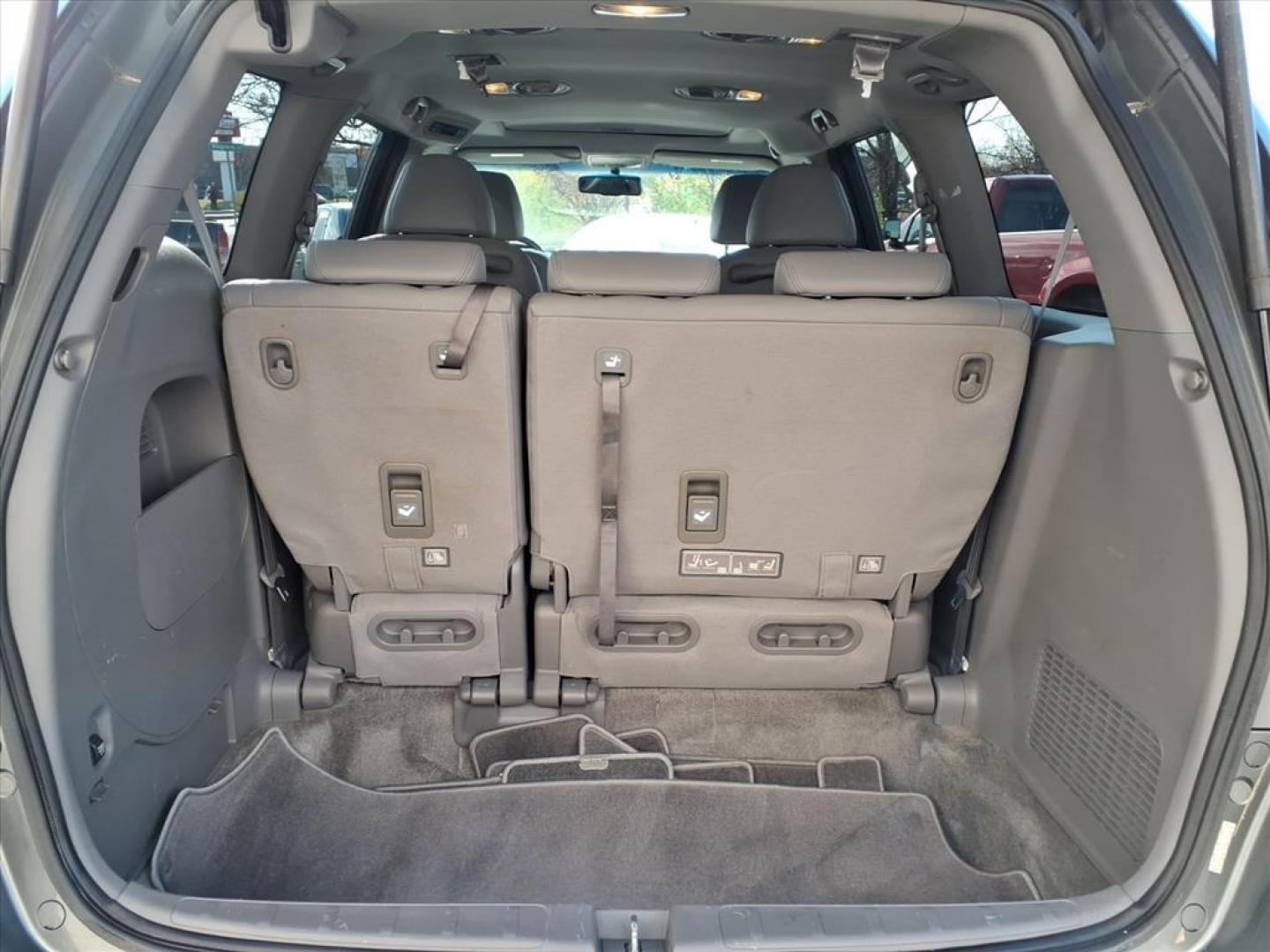 2010 Polished Metal Metallic Honda Odyssey EX-L (5FNRL3H6XAB) with an 3.5L 6 Cylinder Sequential-Port F.I. engine, ATV6 transmission, located at 50 Eastern Blvd., Essex, MD, 21221, (410) 686-3444, 39.304367, -76.484947 - Photo#3