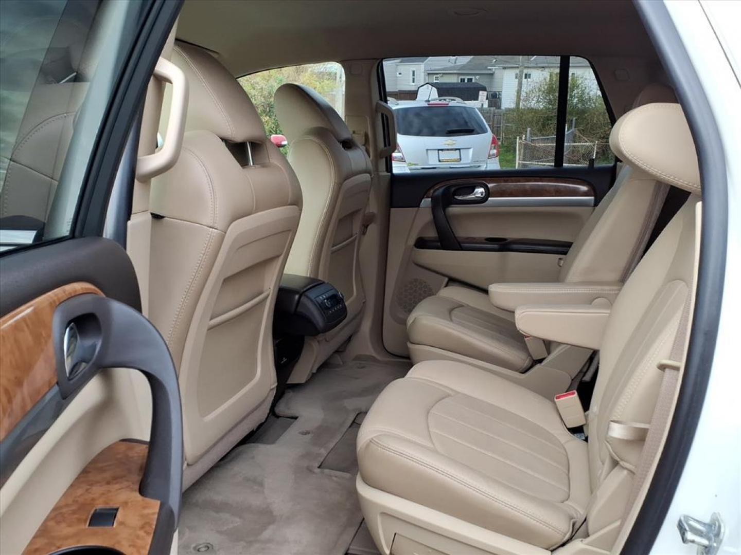 2011 White Diamond Tricoat Buick Enclave CXL-2 (5GAKVCED1BJ) with an 3.6L 6 Cylinder Fuel Injected engine, V6 AT AWD transmission, located at 50 Eastern Blvd., Essex, MD, 21221, (410) 686-3444, 39.304367, -76.484947 - Photo#13