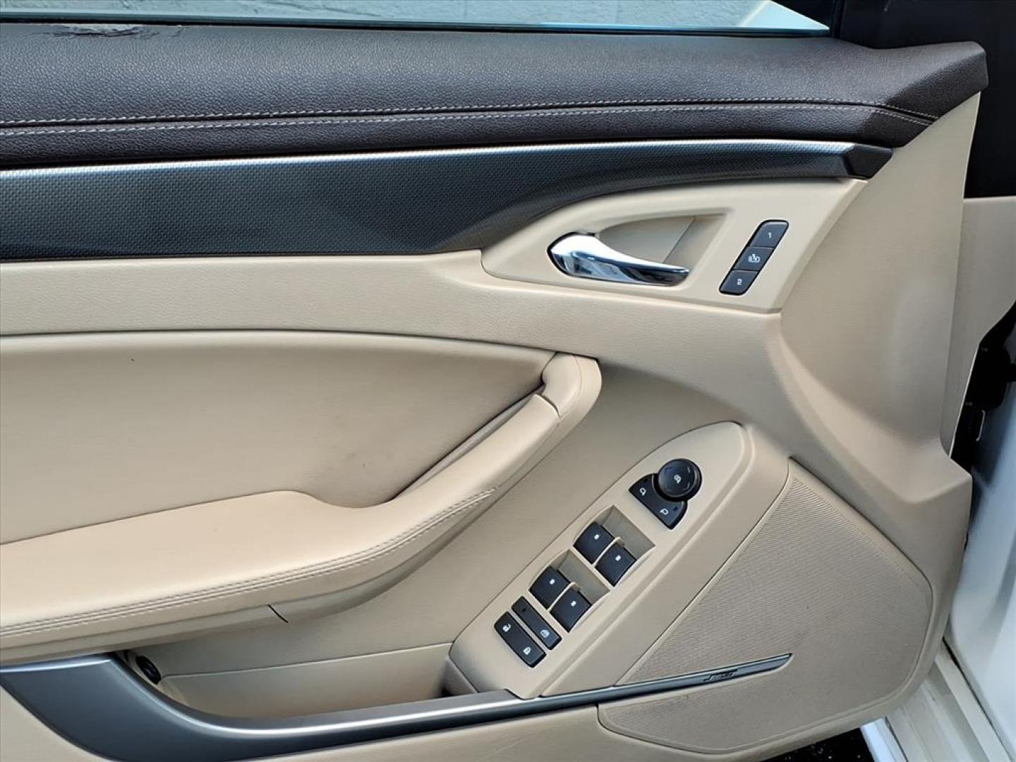 2013 White Diamond Tricoat Cadillac CTS 3.0L Luxury (1G6DH5E57D0) with an 3.0L 6 Cylinder Fuel Injected engine, V6AWD transmission, located at 50 Eastern Blvd., Essex, MD, 21221, (410) 686-3444, 39.304367, -76.484947 - Photo#8