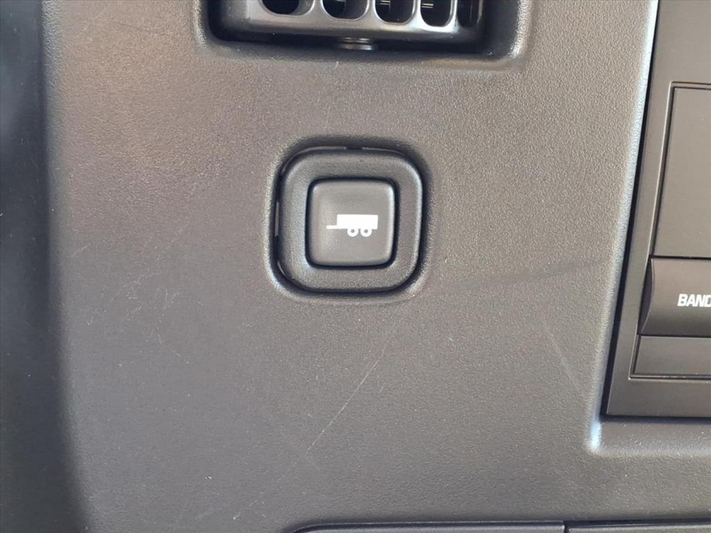 2009 Summit White Chevrolet Express 1500 (1GCFG15X191) with an 4.3L 6 Cylinder Fuel Injected engine, V8 transmission, located at 50 Eastern Blvd., Essex, MD, 21221, (410) 686-3444, 39.304367, -76.484947 - Photo#19