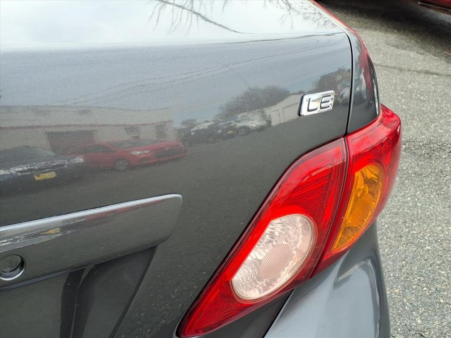 2010 Magnetic Gray Metallic Toyota Corolla LE (2T1BU4EE9AC) with an 1.8L 1.8L I4 132hp 128ft. lbs. Sequential-Port F.I. engine, 4-Speed Automatic transmission, located at 50 Eastern Blvd., Essex, MD, 21221, (410) 686-3444, 39.304367, -76.484947 - Photo#5