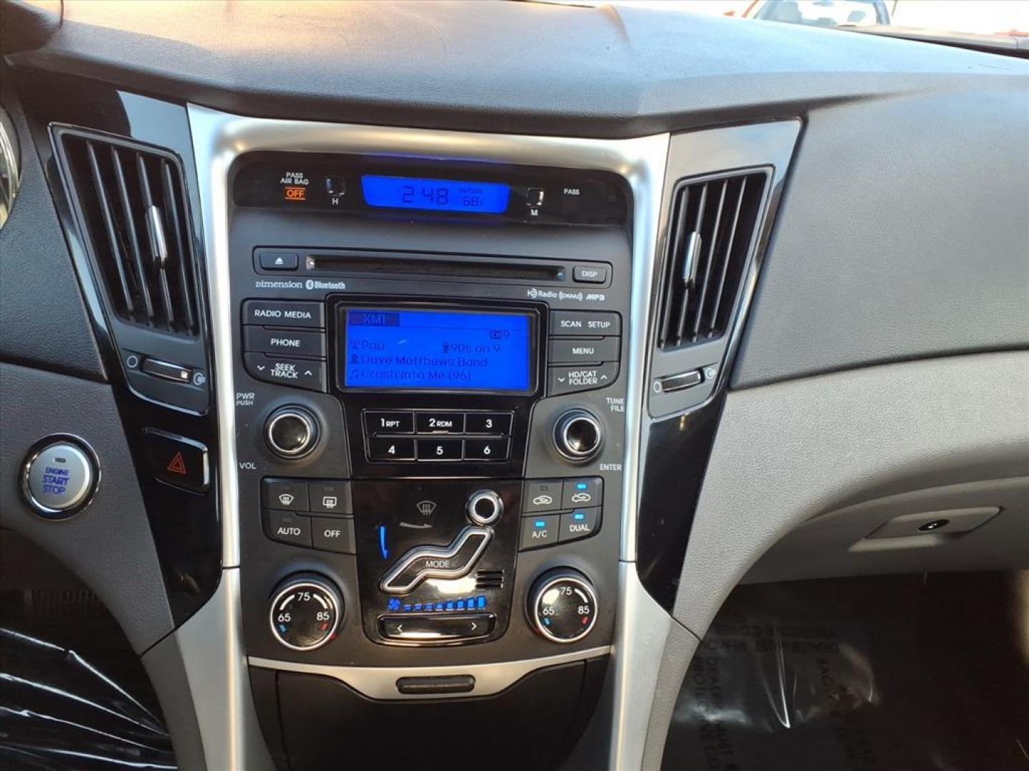 2013 Radiant Silver Hyundai SONATA Limited (5NPEC4AC5DH) with an 2.4L 4 Cylinder Fuel Injected engine, 4CYL transmission, located at 50 Eastern Blvd., Essex, MD, 21221, (410) 686-3444, 39.304367, -76.484947 - Photo#16