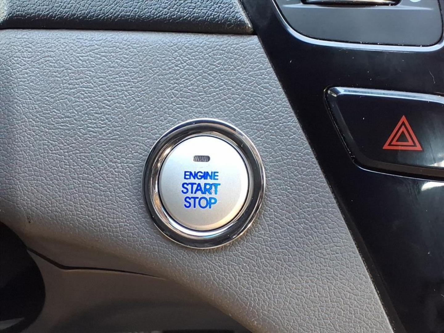 2013 Radiant Silver Hyundai SONATA Limited (5NPEC4AC5DH) with an 2.4L 4 Cylinder Fuel Injected engine, 4CYL transmission, located at 50 Eastern Blvd., Essex, MD, 21221, (410) 686-3444, 39.304367, -76.484947 - Photo#19