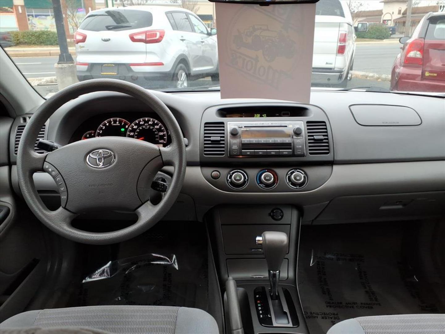 2006 Super White Toyota Camry LE (4T1BE32K36U) with an 2.4L 2L NA I4 double overhead cam (DOHC) 16V Fuel Injected engine, 5-Speed Automatic transmission, located at 50 Eastern Blvd., Essex, MD, 21221, (410) 686-3444, 39.304367, -76.484947 - Photo#14